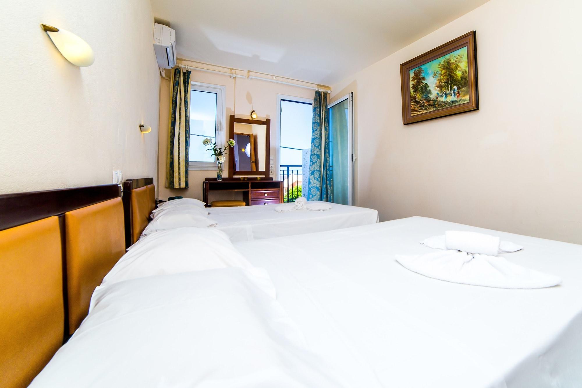 Ambrosia Aparthotel 2*