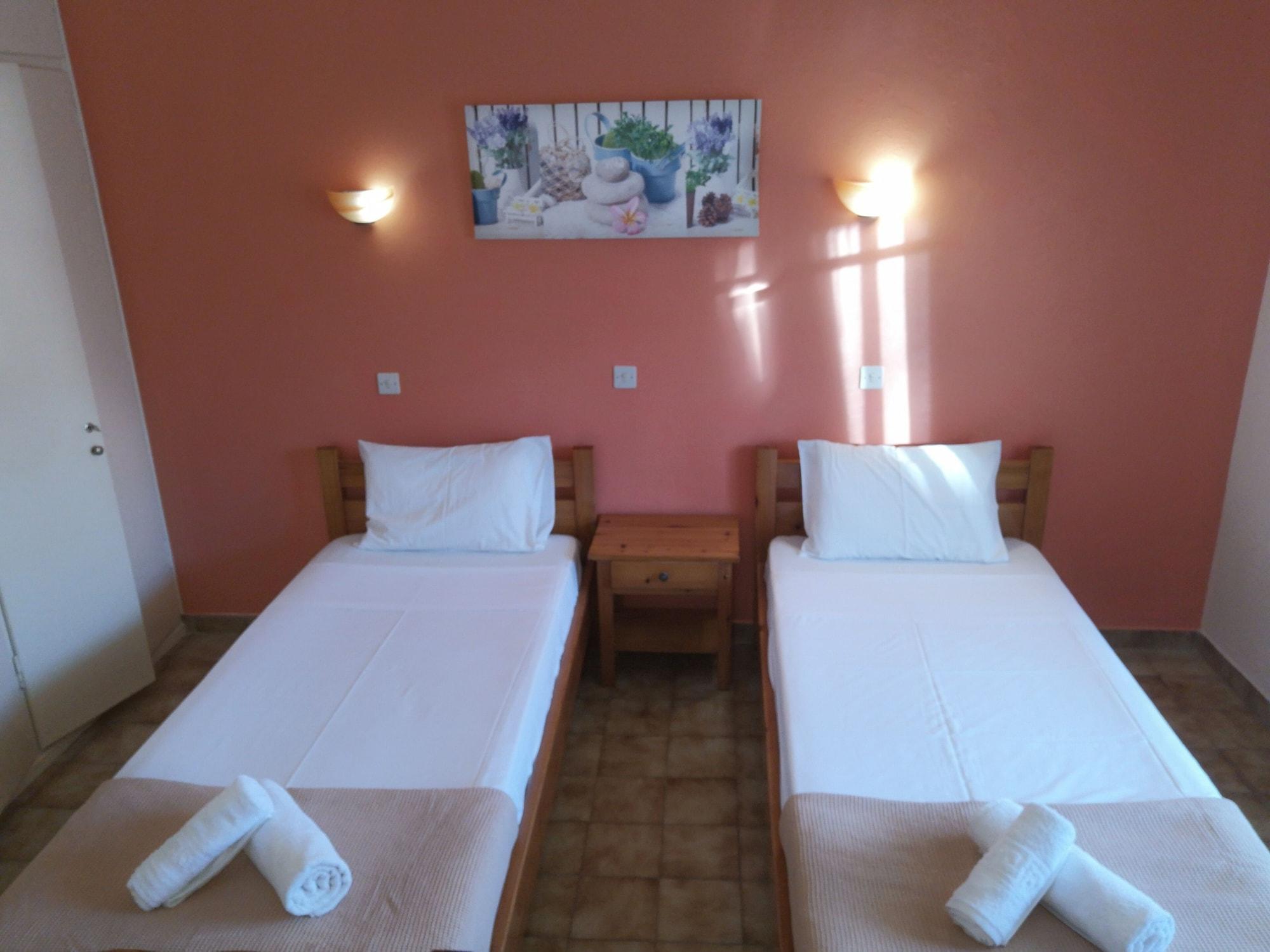 Elli Marina And Aparthotel 2*