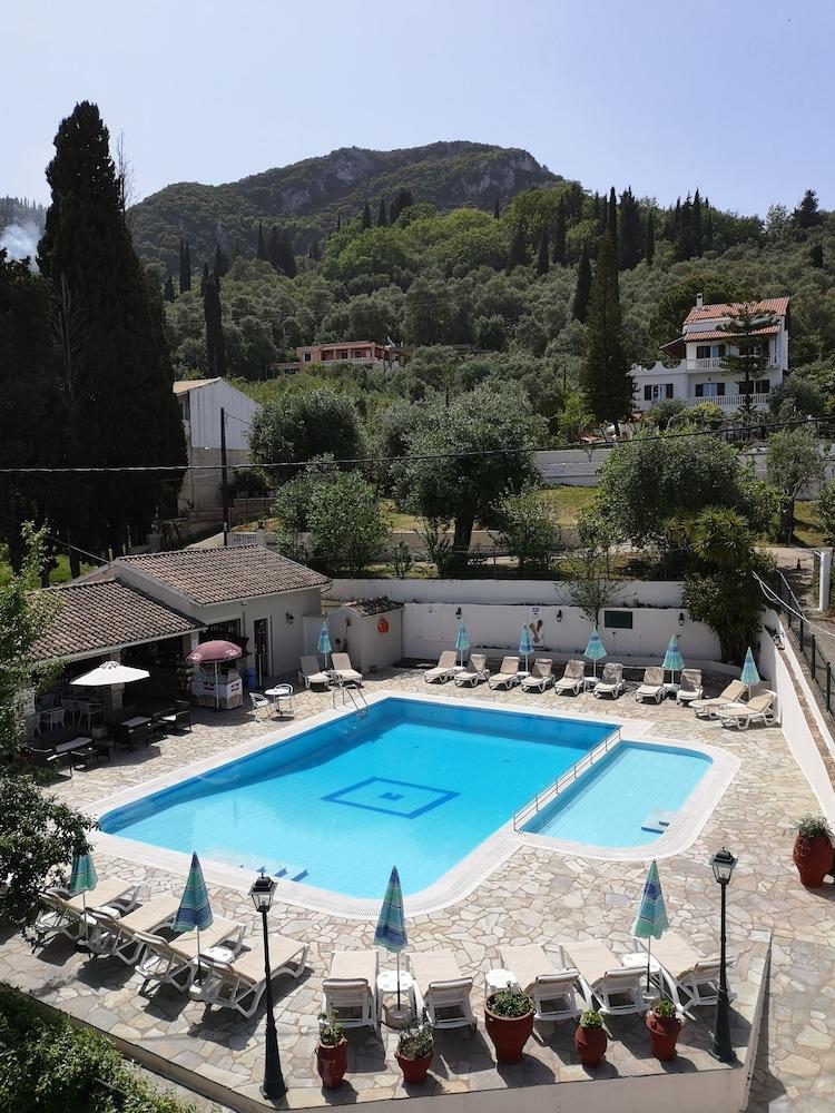 Elli Marina And Aparthotel 2*