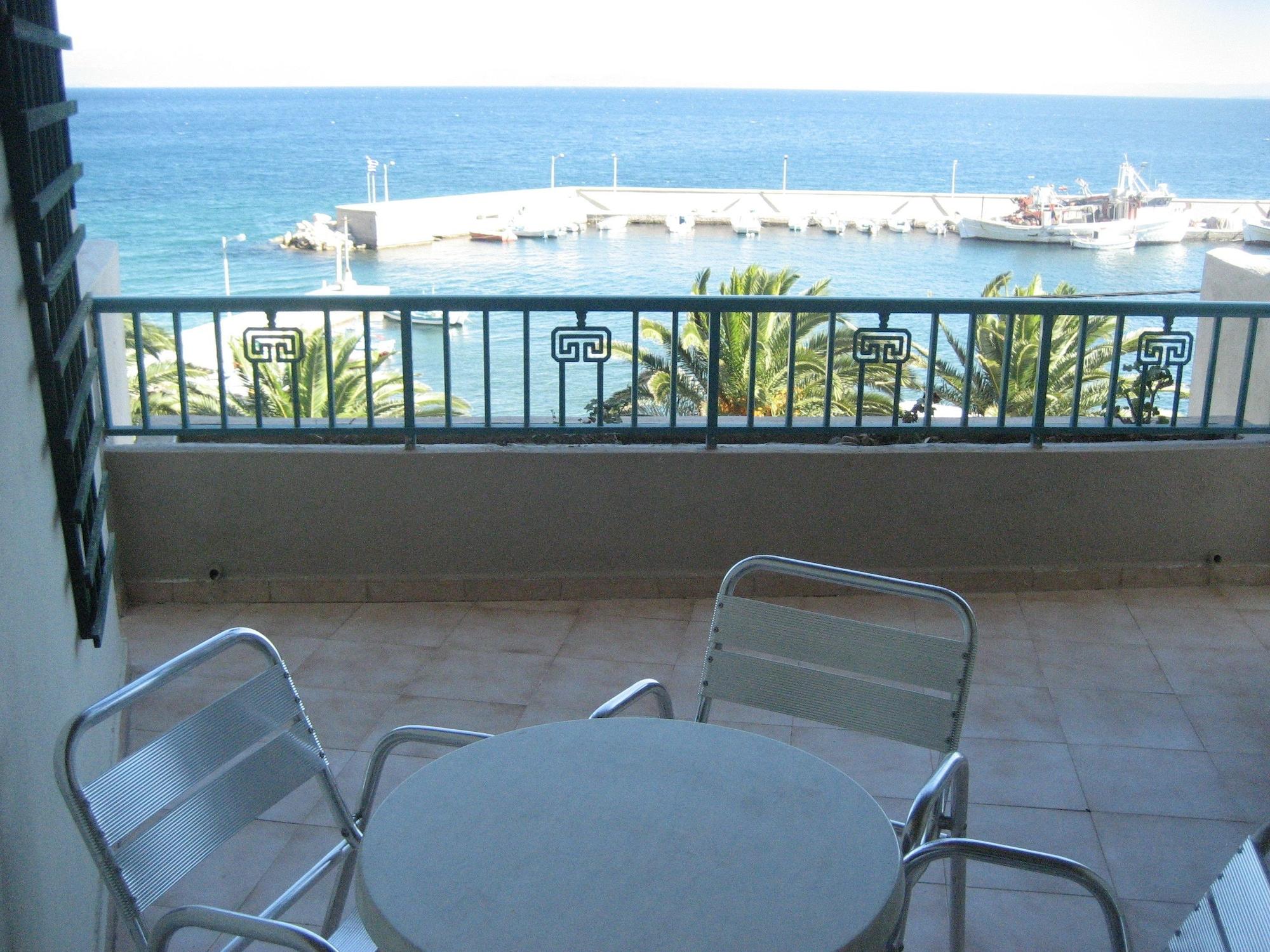 Kyveli Aparthotel 4*