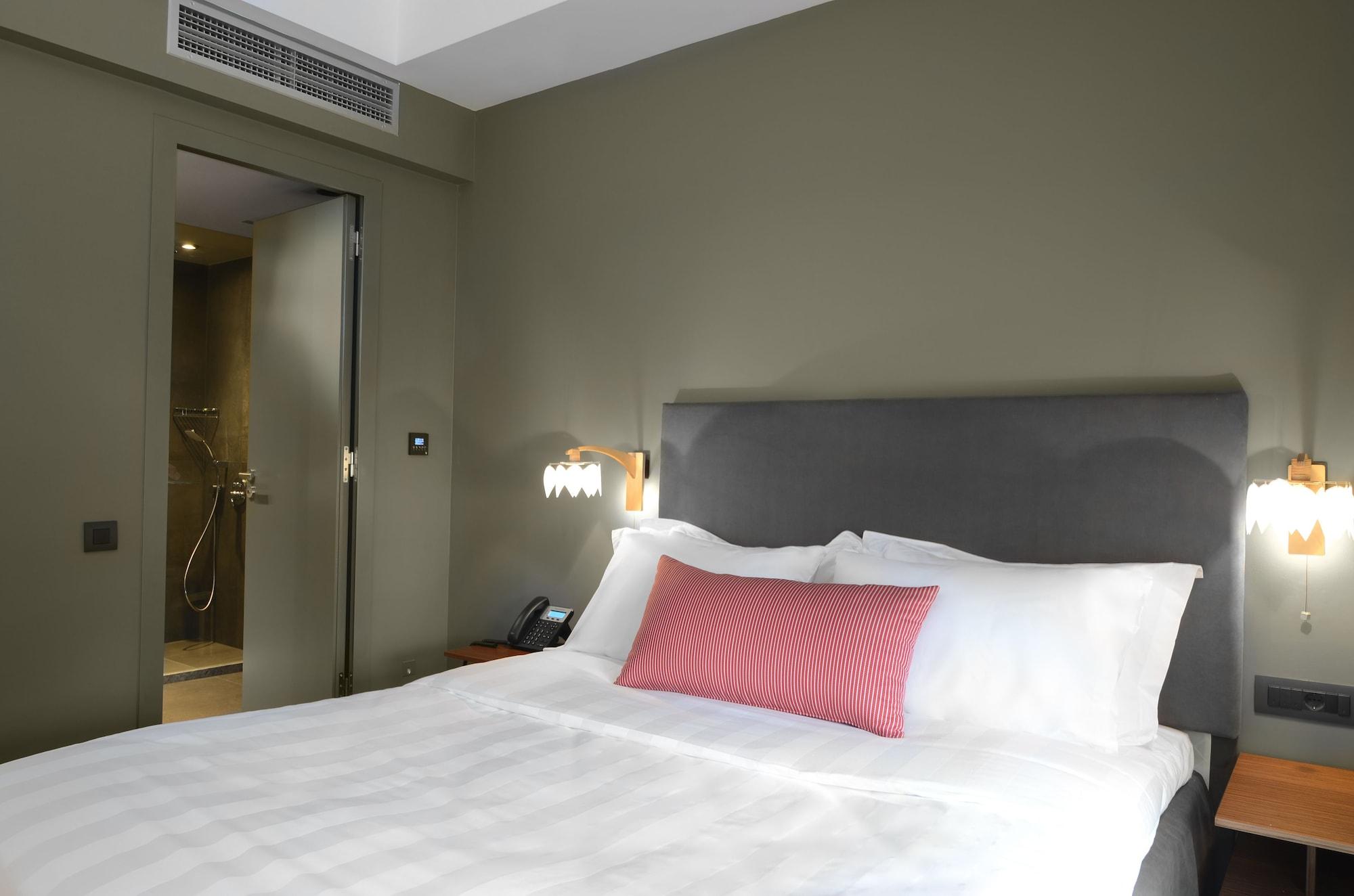 Hotel Spirit Boutique & 4*