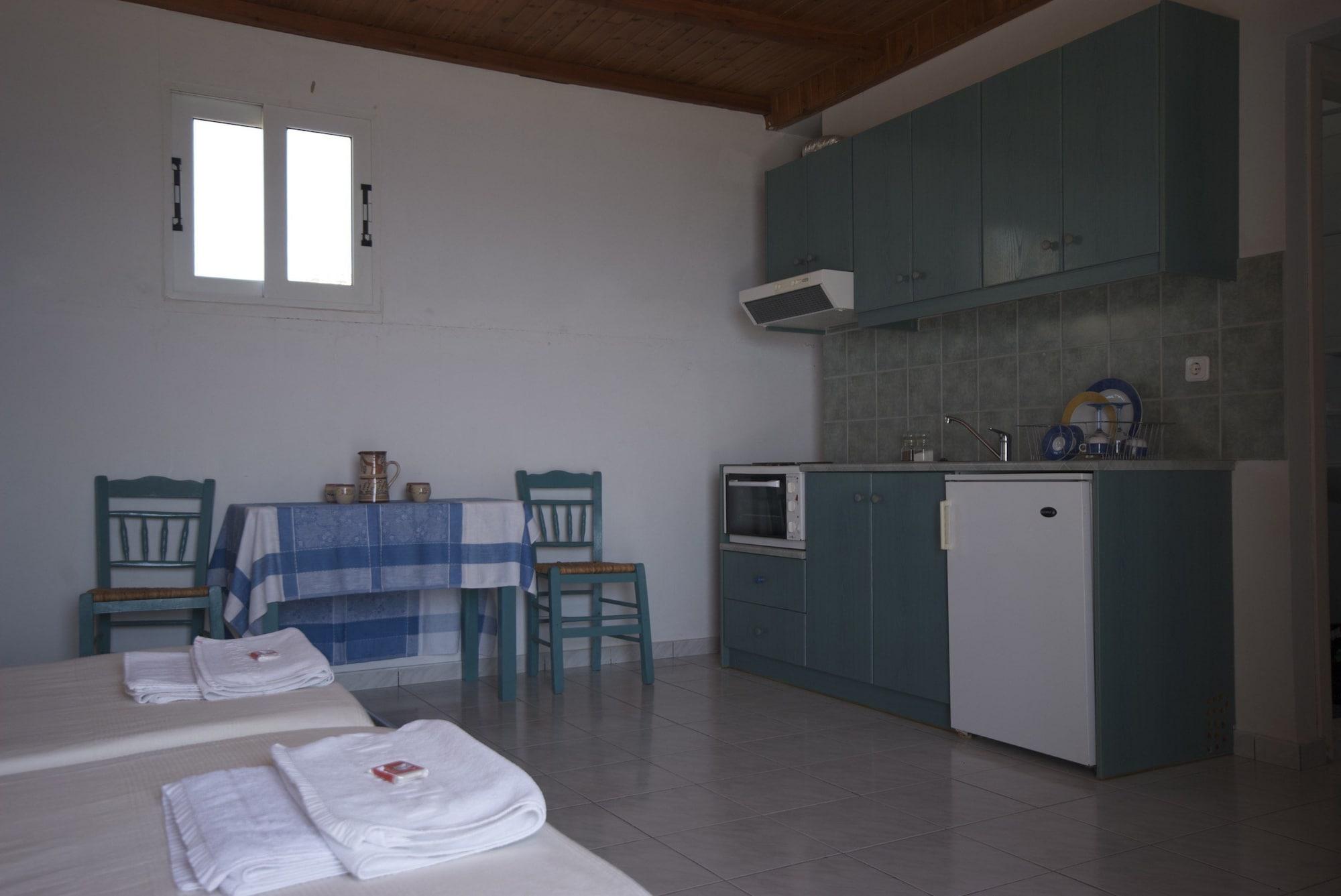 Aparthotel Sarikampos 2*