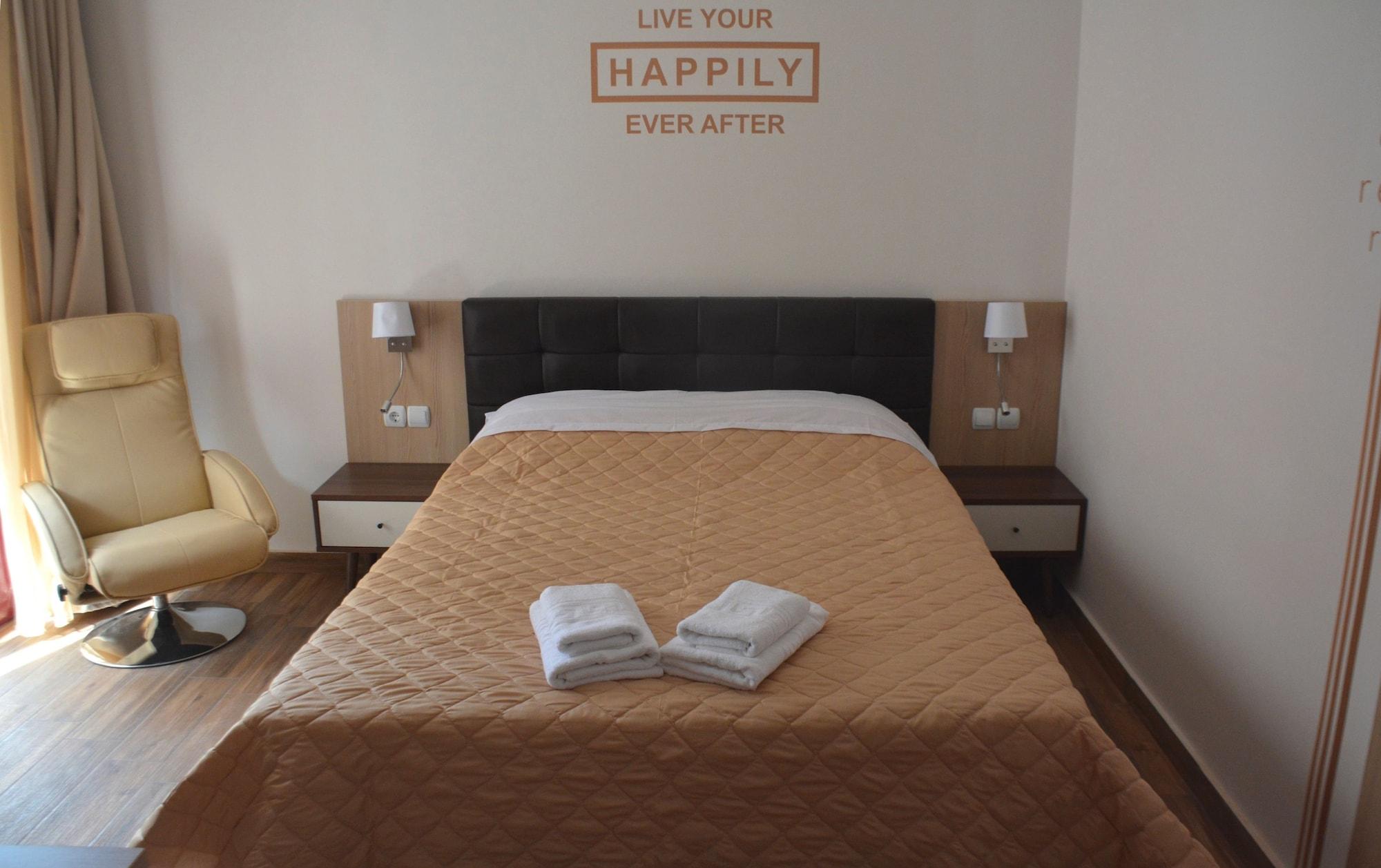Aparthotel Point Chios 2*