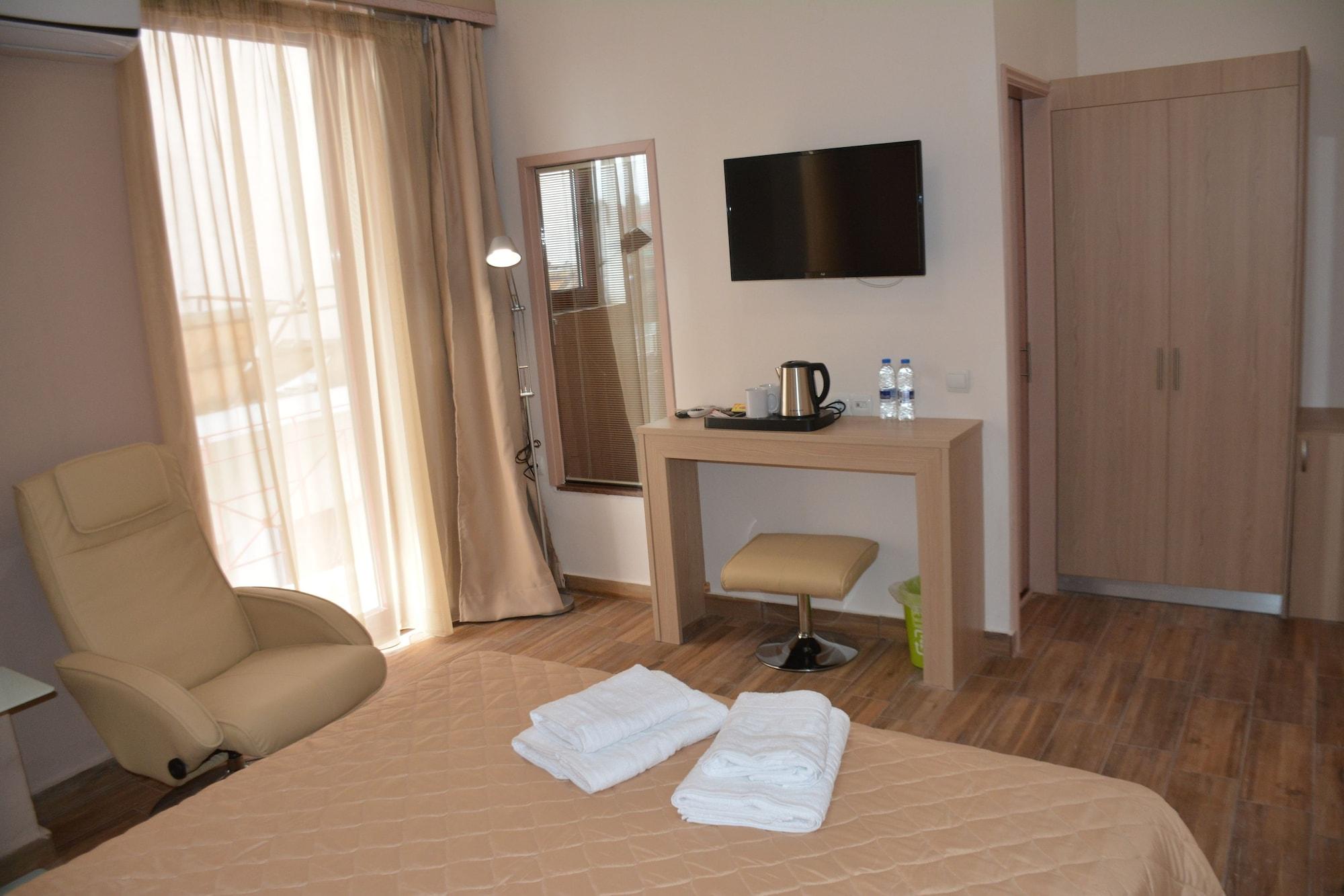 Aparthotel Point Chios Chios Town