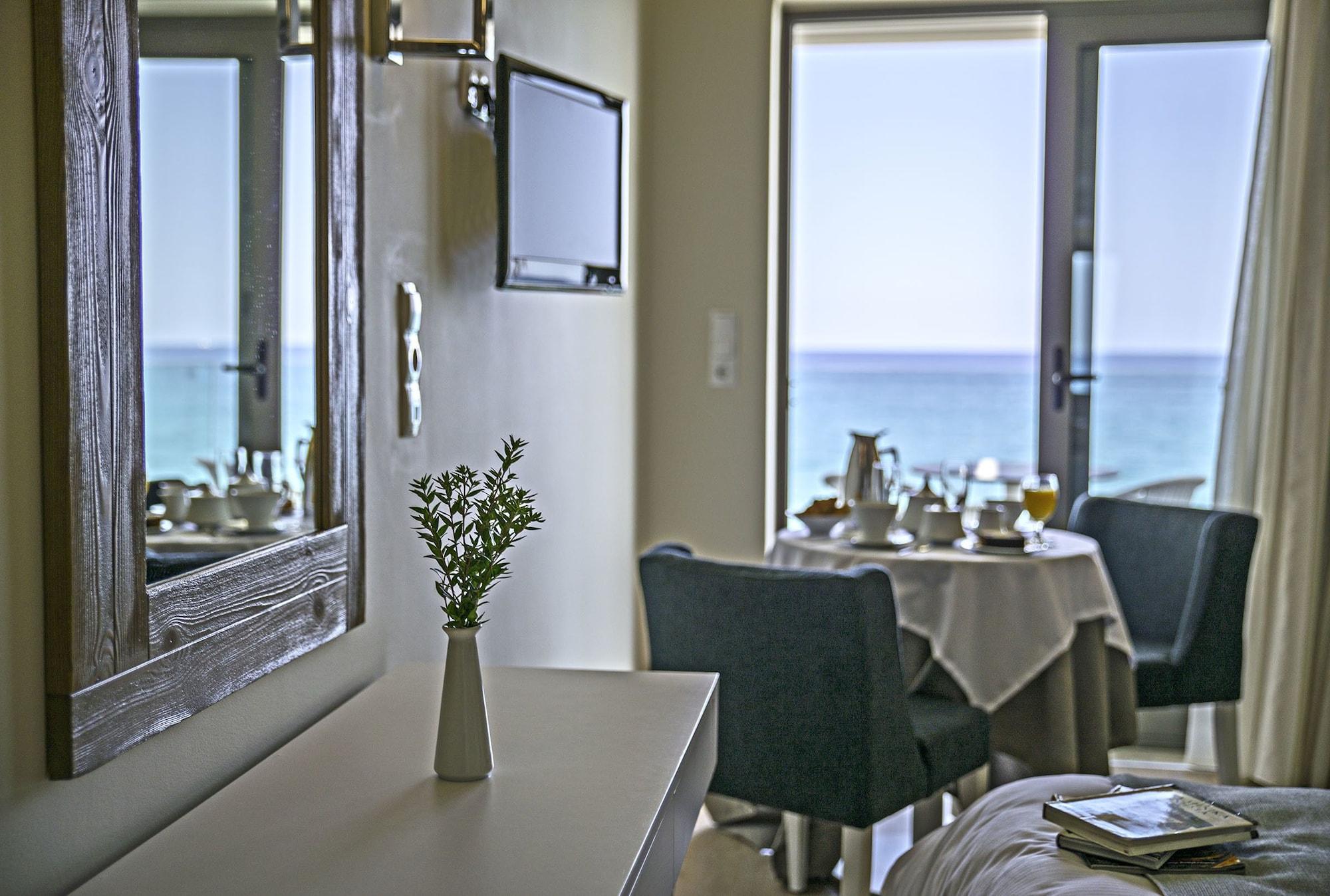 Swell Boutique Hotel 4*