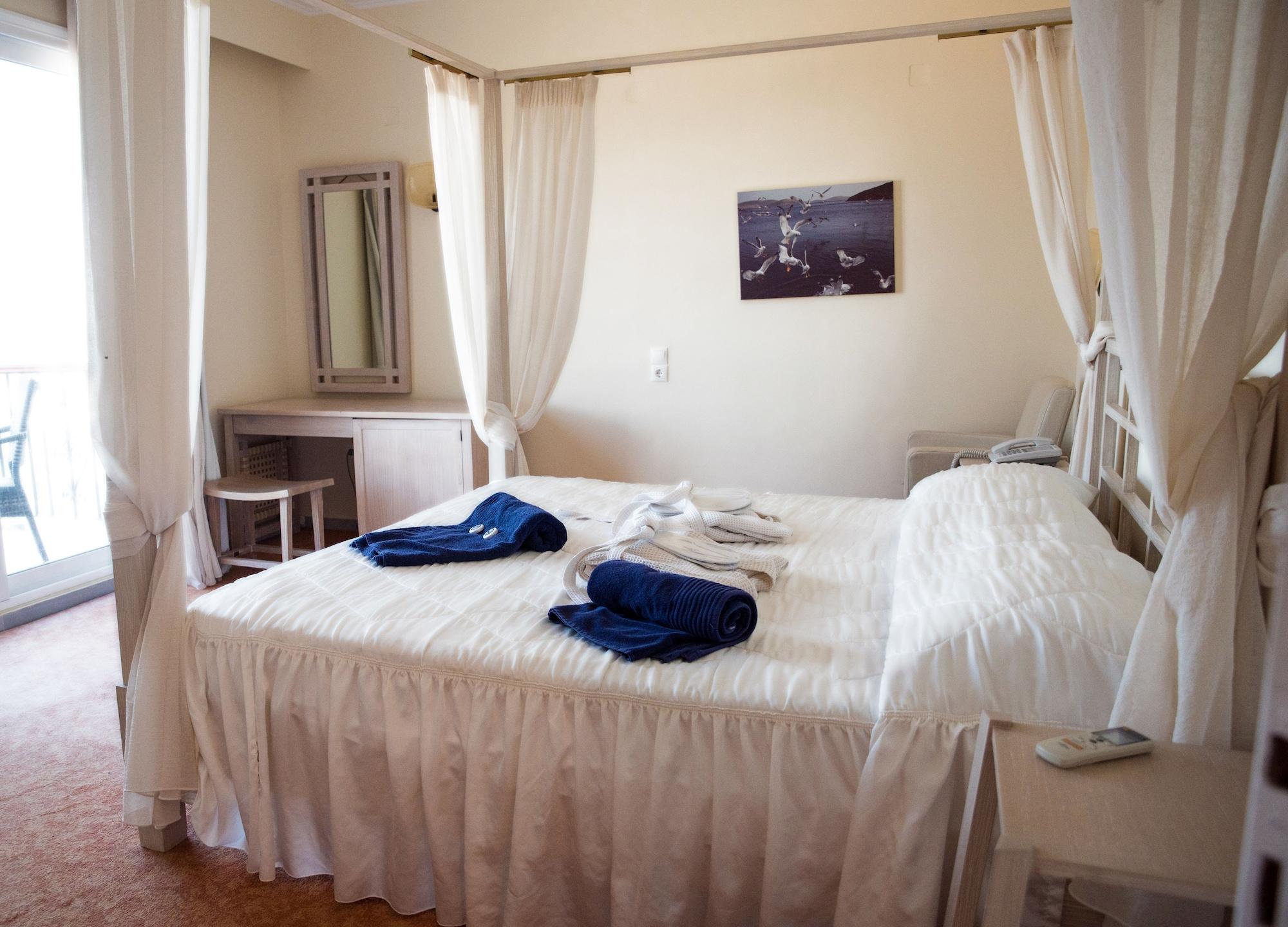 Erytha & Chios Resort 4*