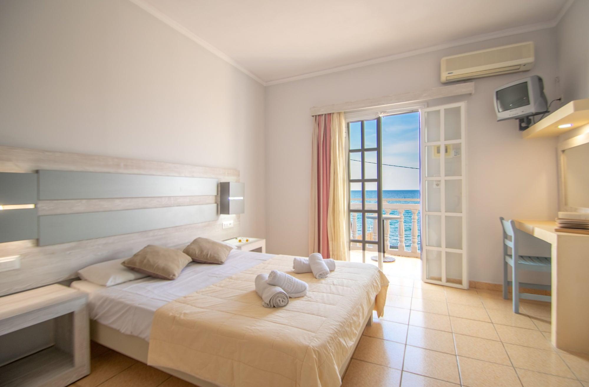 Agoulos Aparthotel 2*