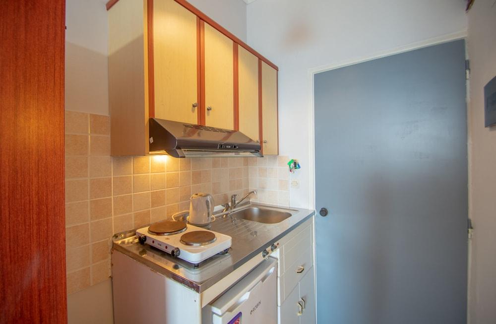 Aparthotel Agoulos