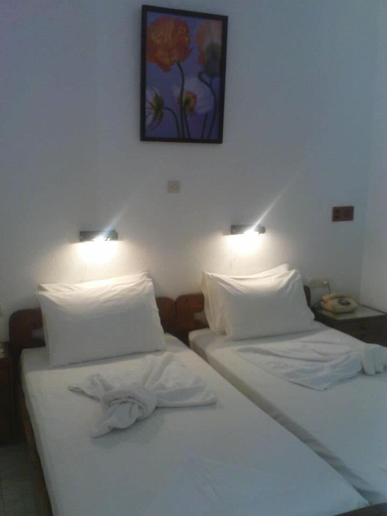 Smaragda Aparthotel Marathokampos