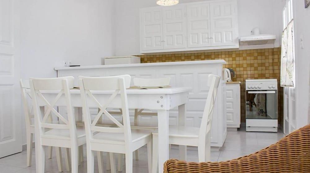 Anixi Hotel Ornos (Mykonos)