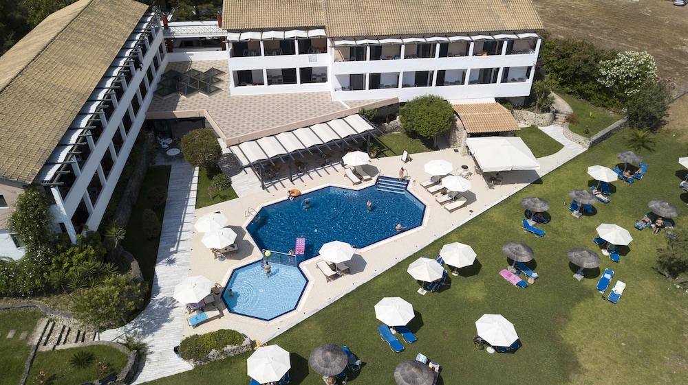 Porto Hotel