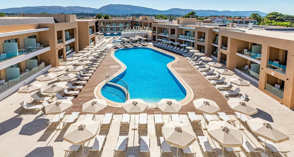 White Olive Elite 5* Laganas