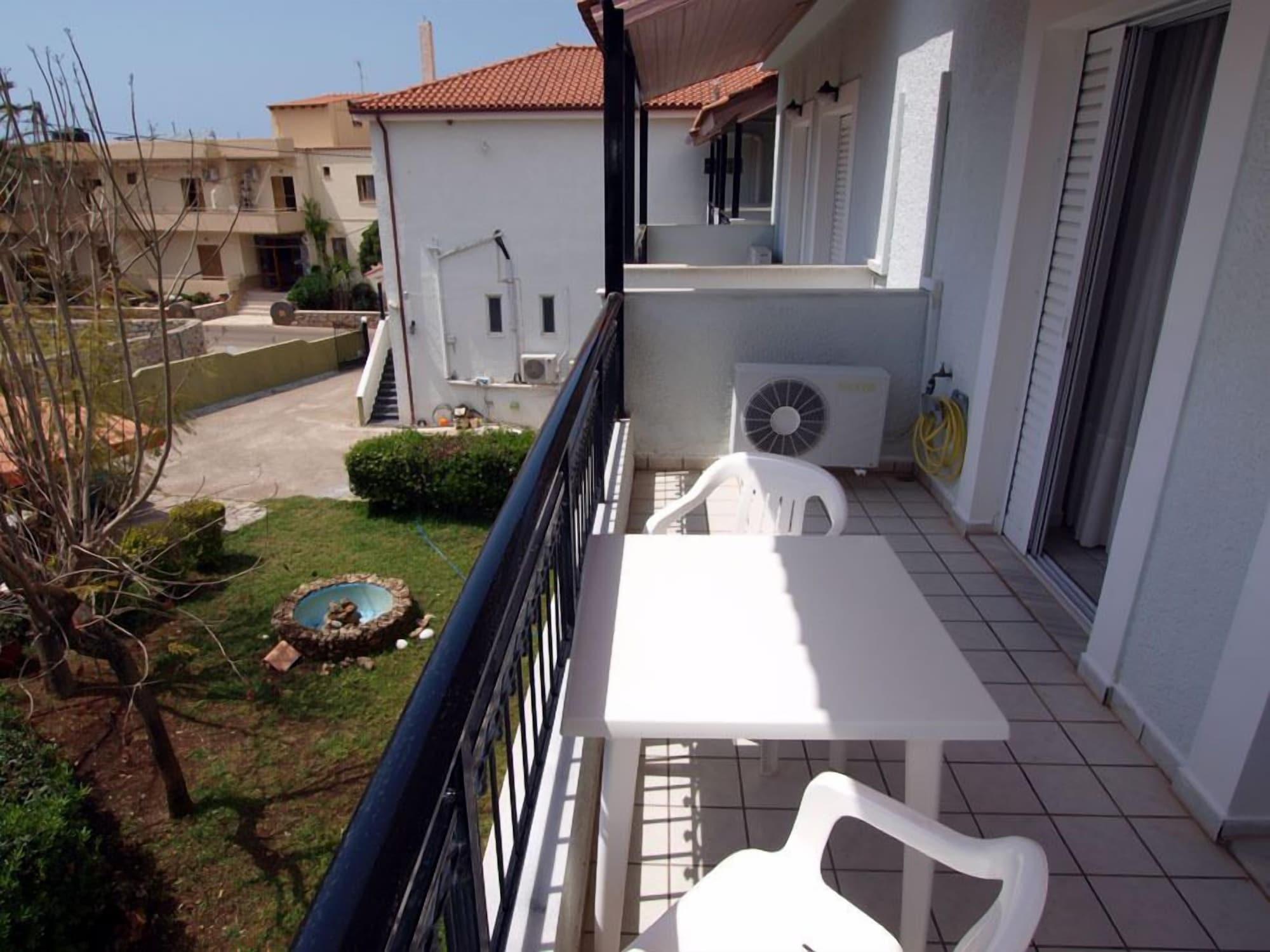 Kleopatra Traditional Aparthotel Stoupa