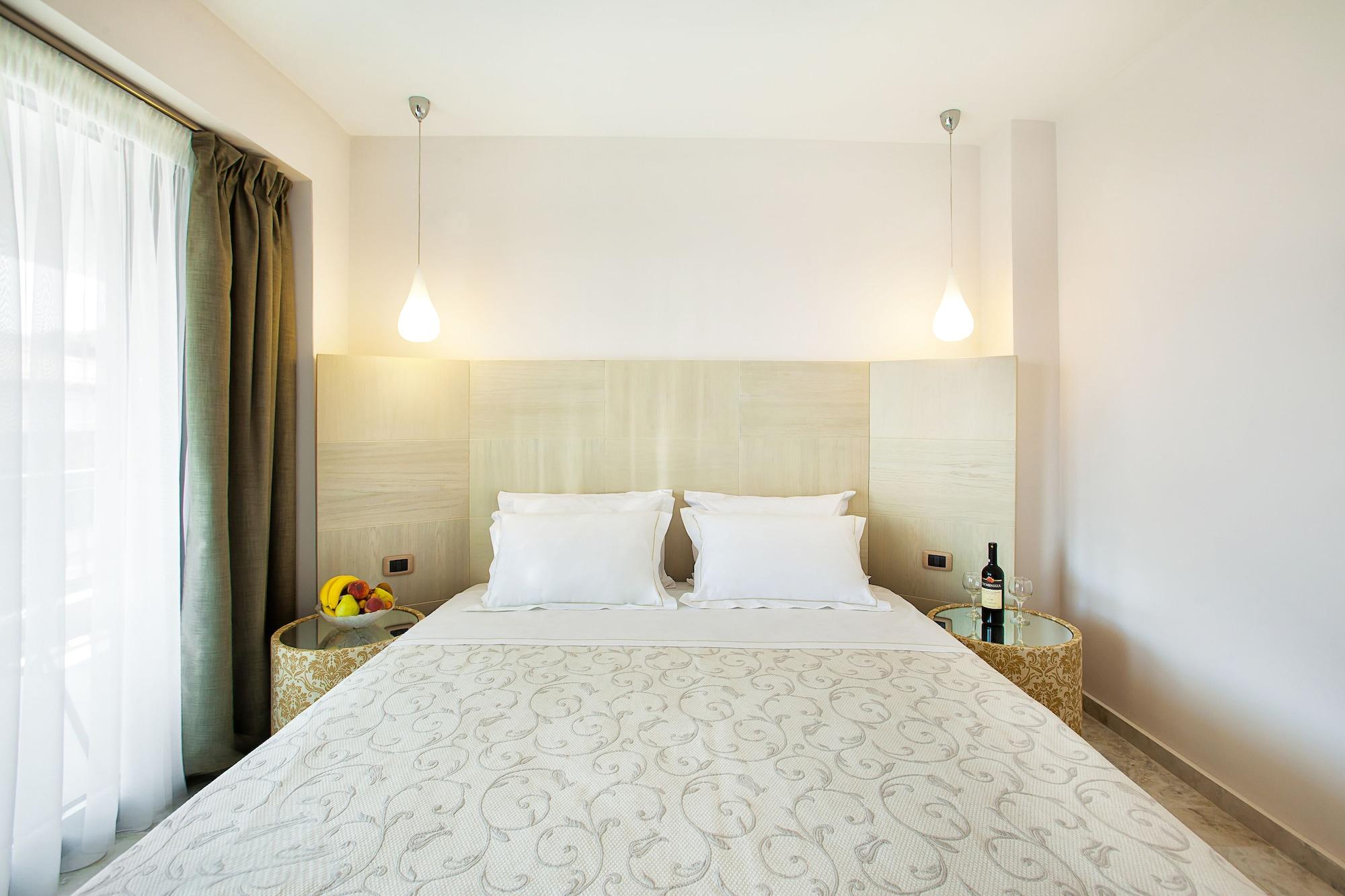 Core Hotel Polychrono
