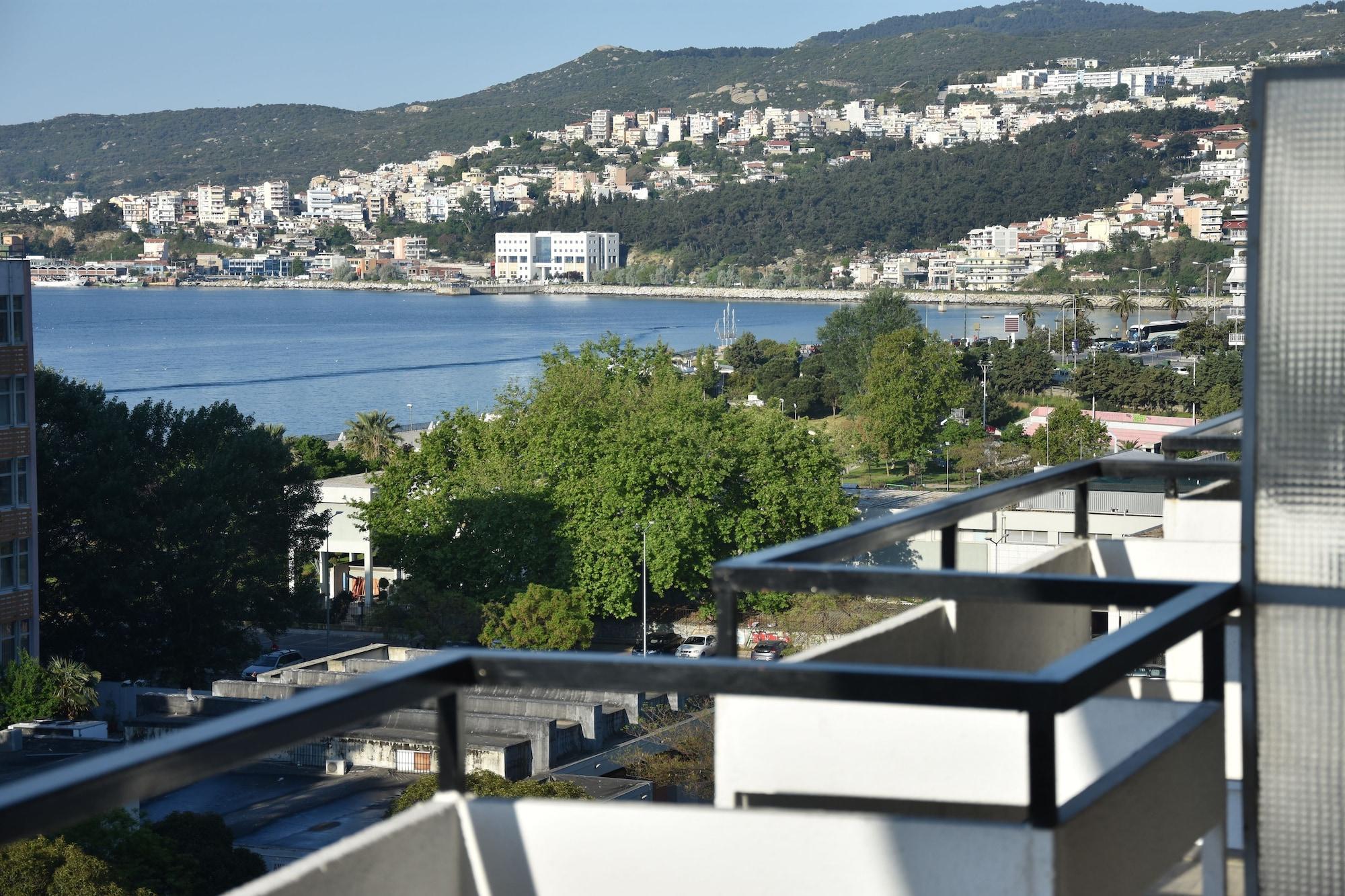 Oceanis 3* Kavala