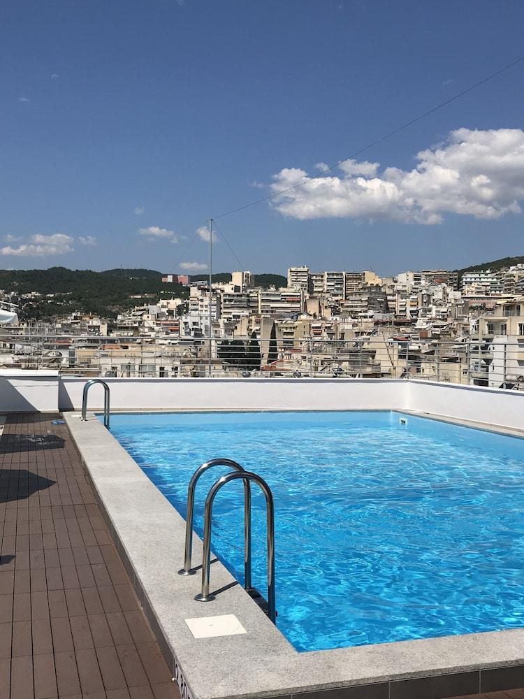 Oceanis Kavala