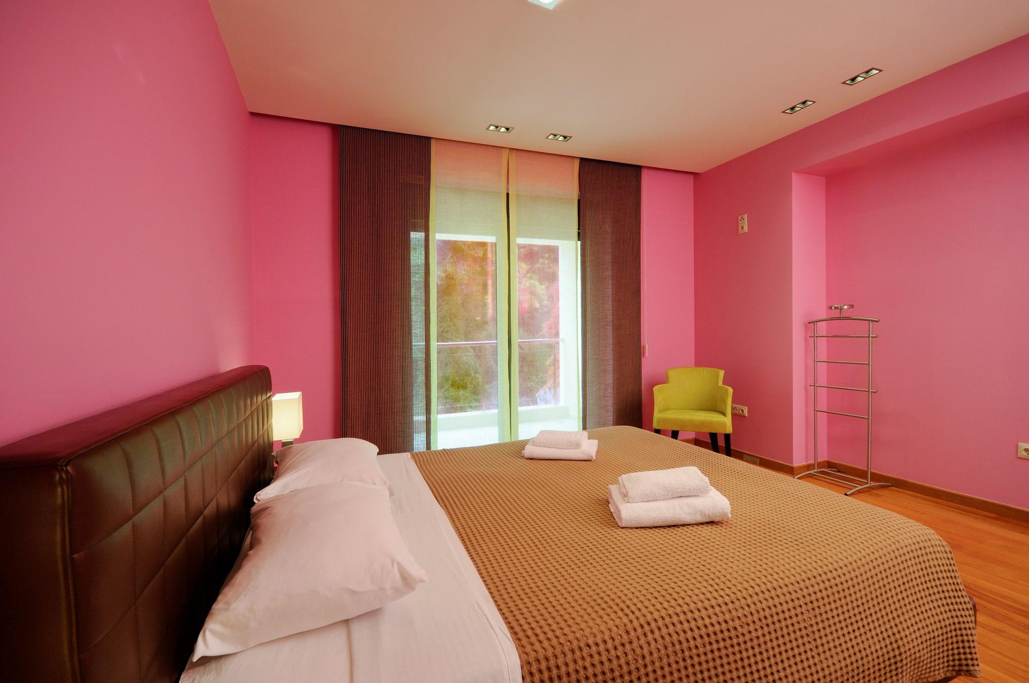 Apartment Polyastron Place *