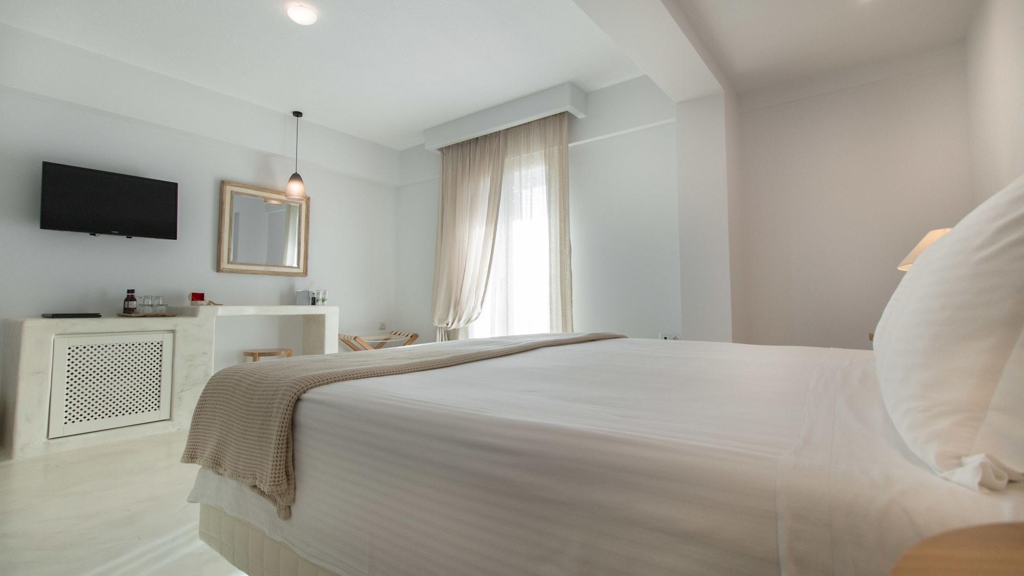 Finikas 4* Aliko Beach