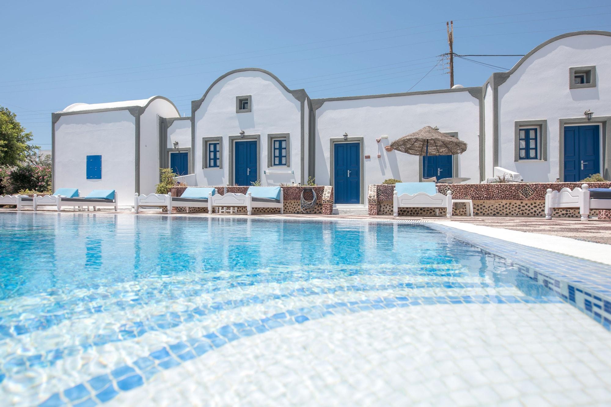 Aparthotel Anezina Villas Perissa (Santorini)