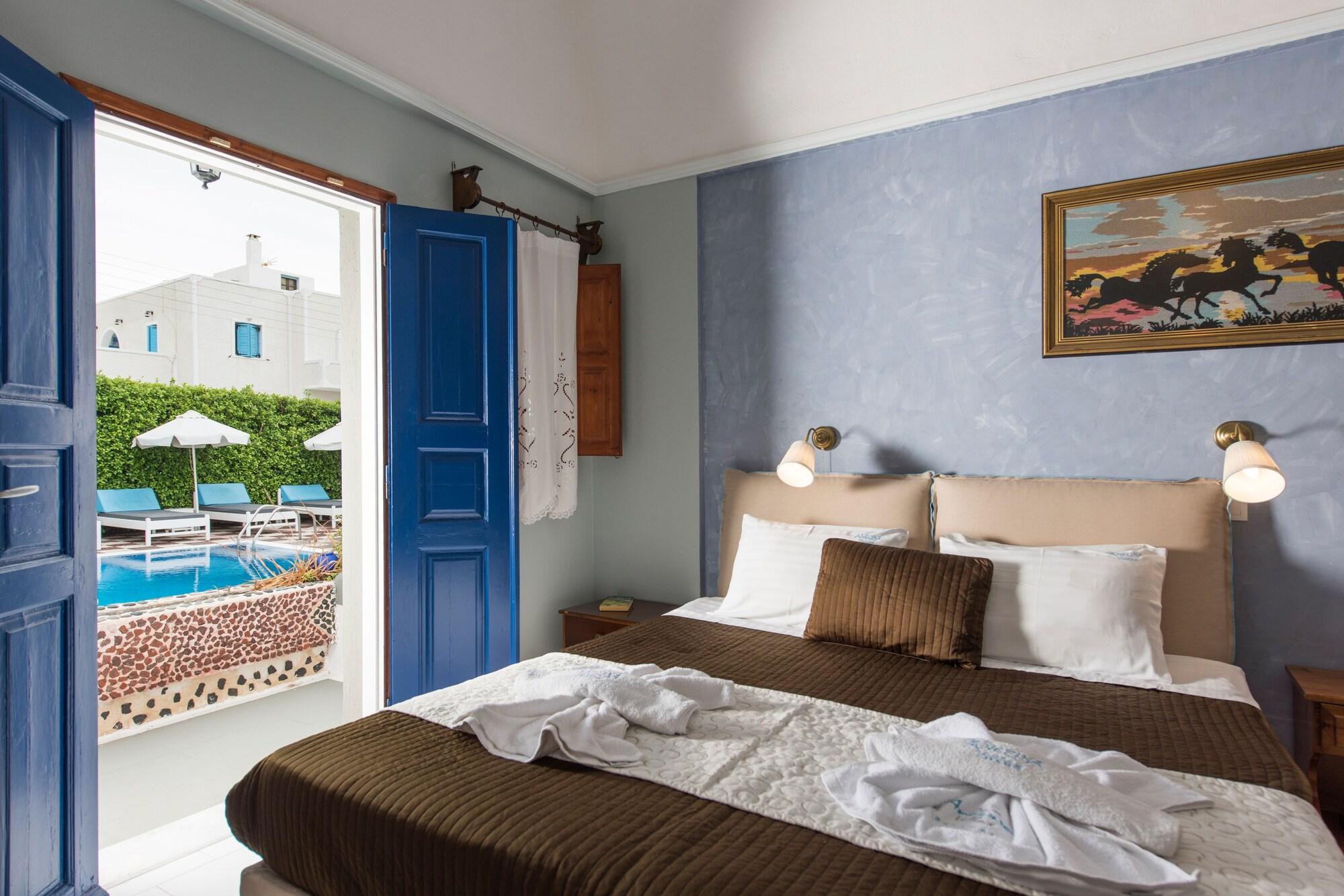 Anezina Villas Aparthotel Perissa (Santorini)