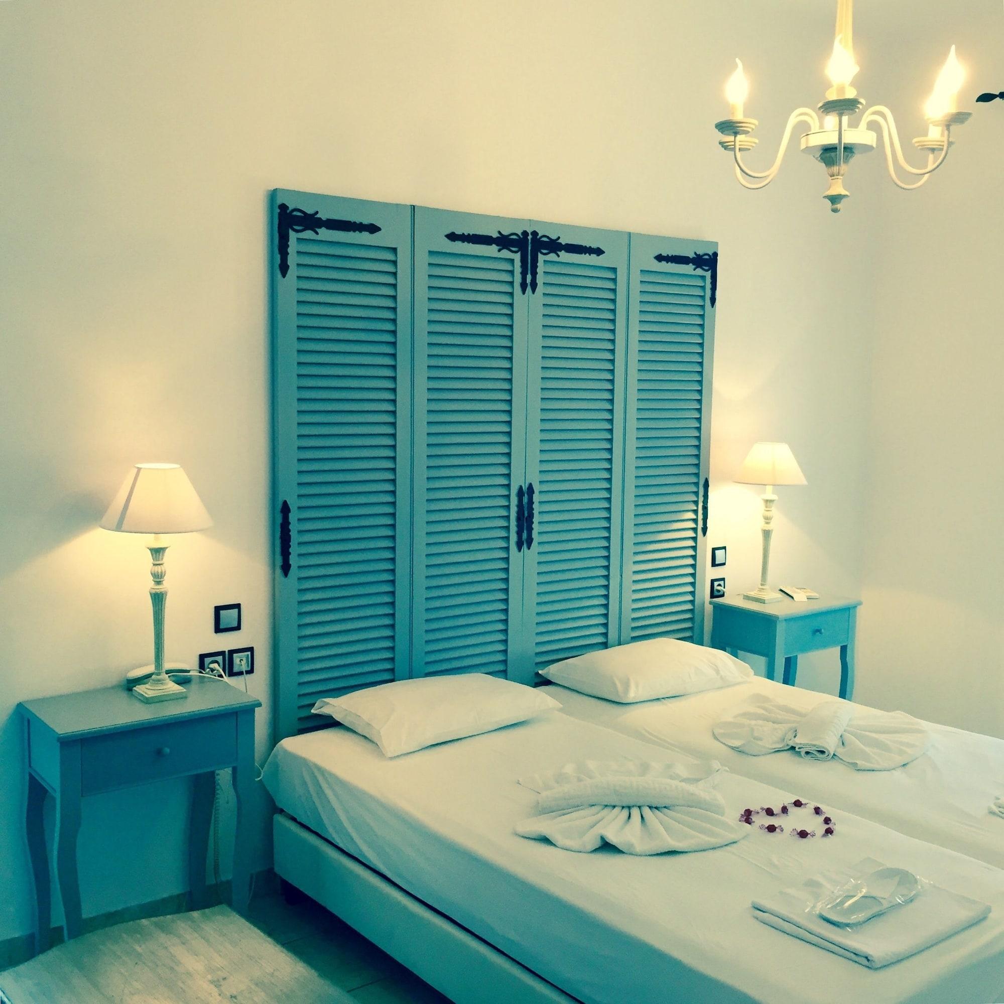 Aphrodite Boutique 3*
