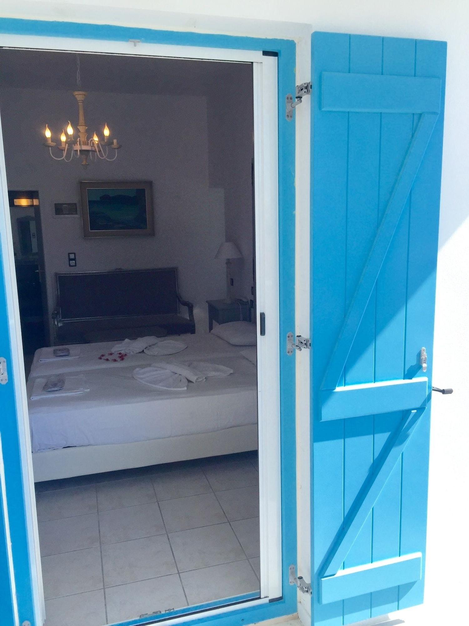 Aphrodite Boutique 3*
