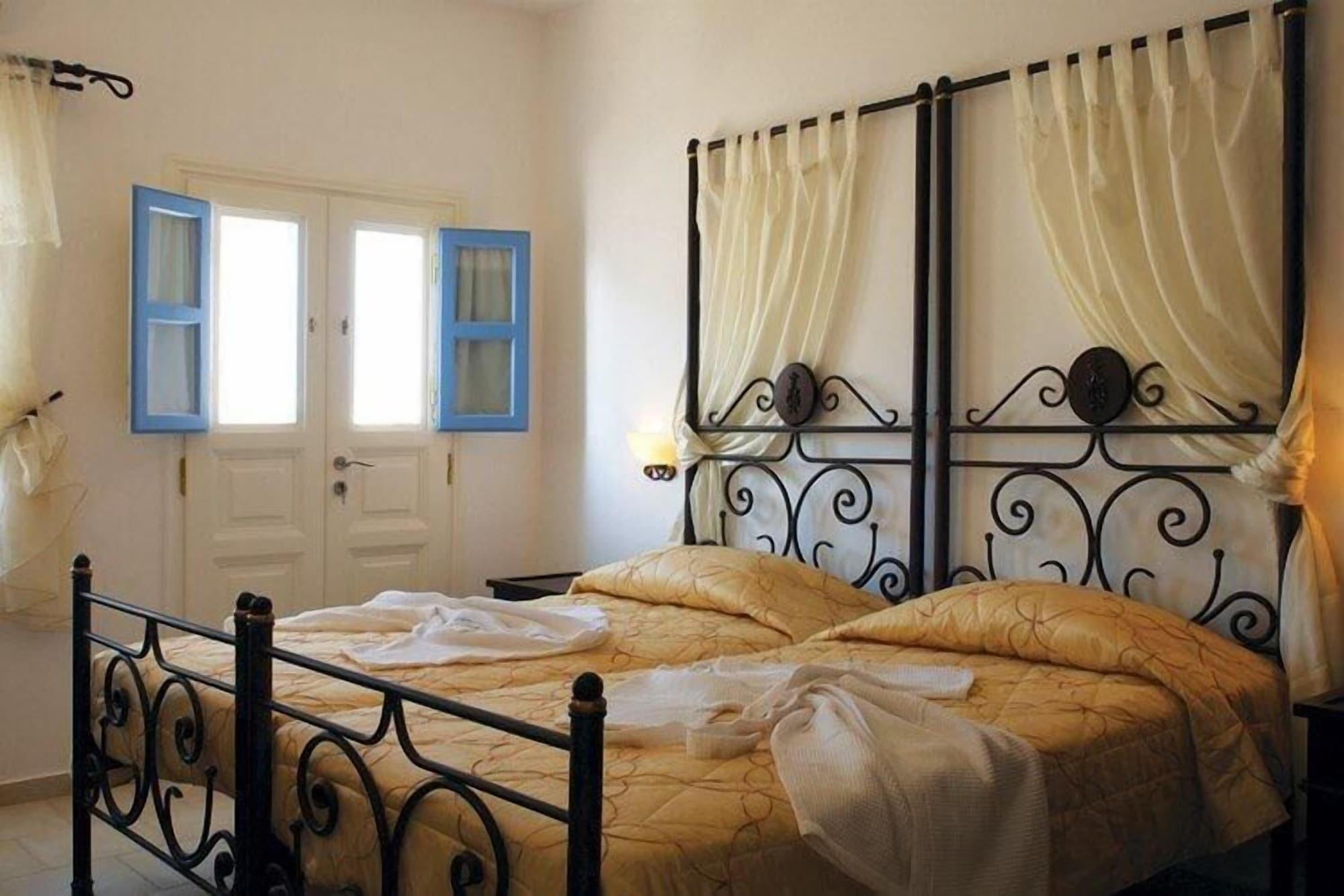 Hotel Chora & Folegandros Town