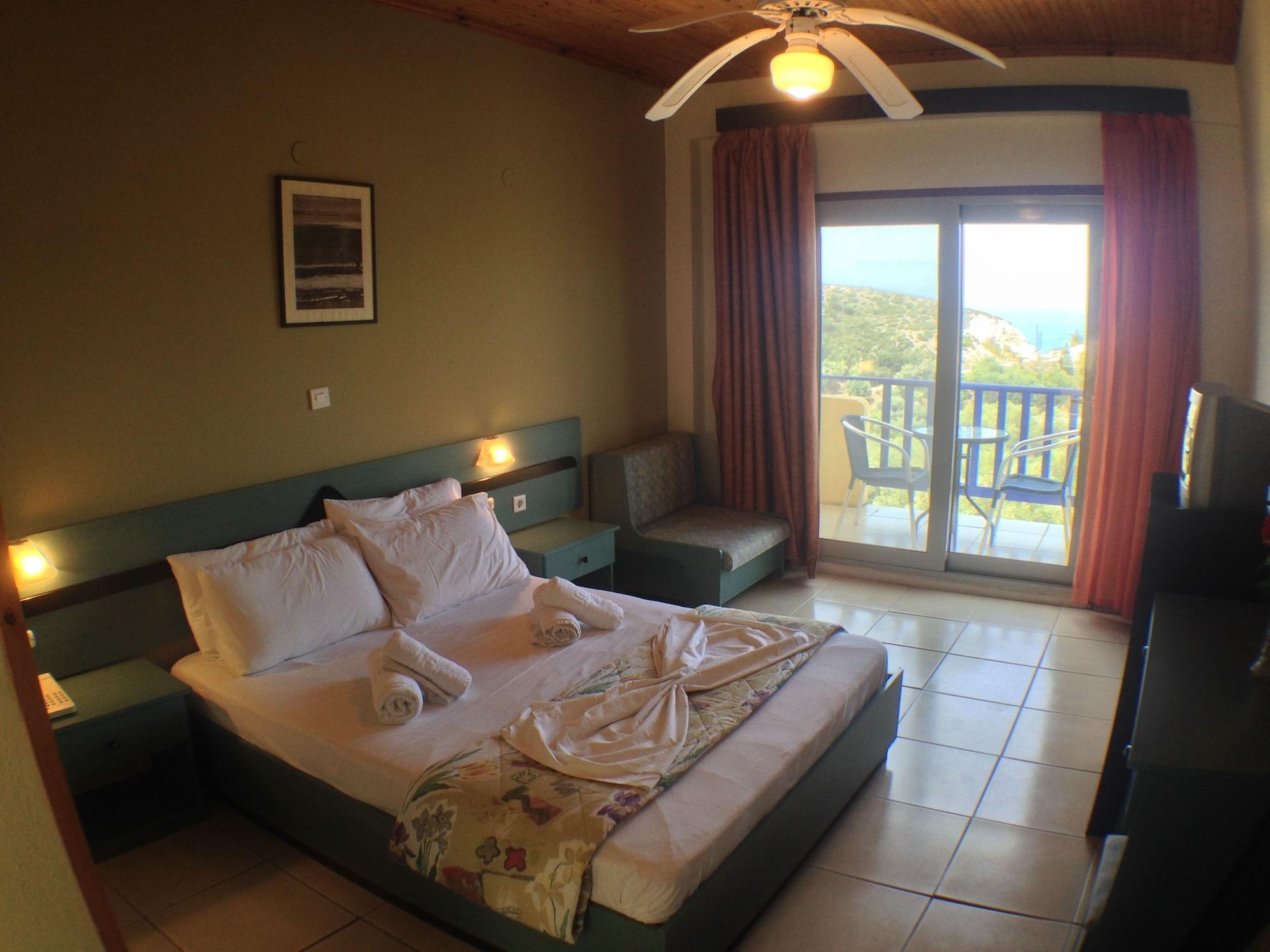 Hotel Politia 3*