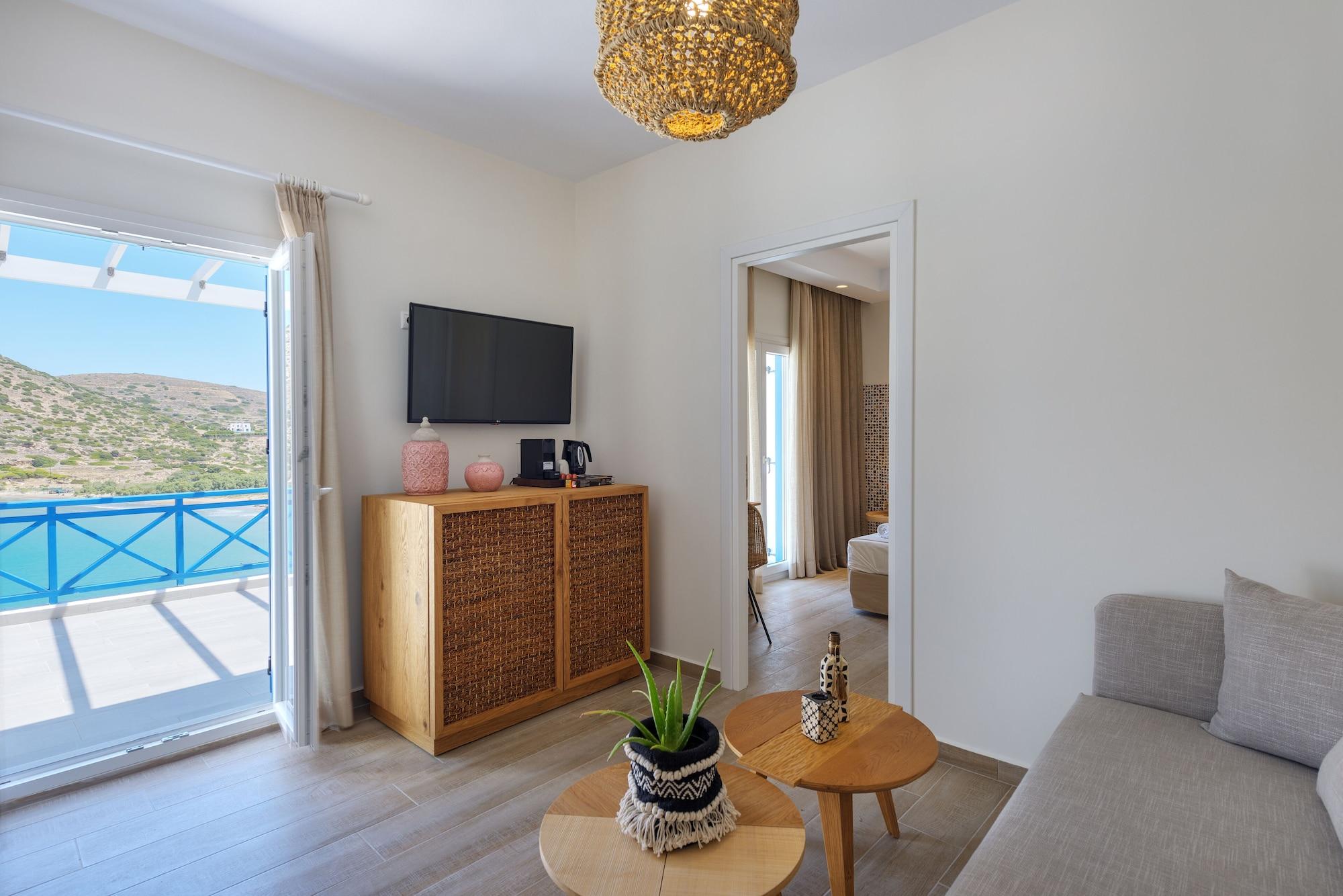 Dolphin Bay Seaside & 4* Galissas