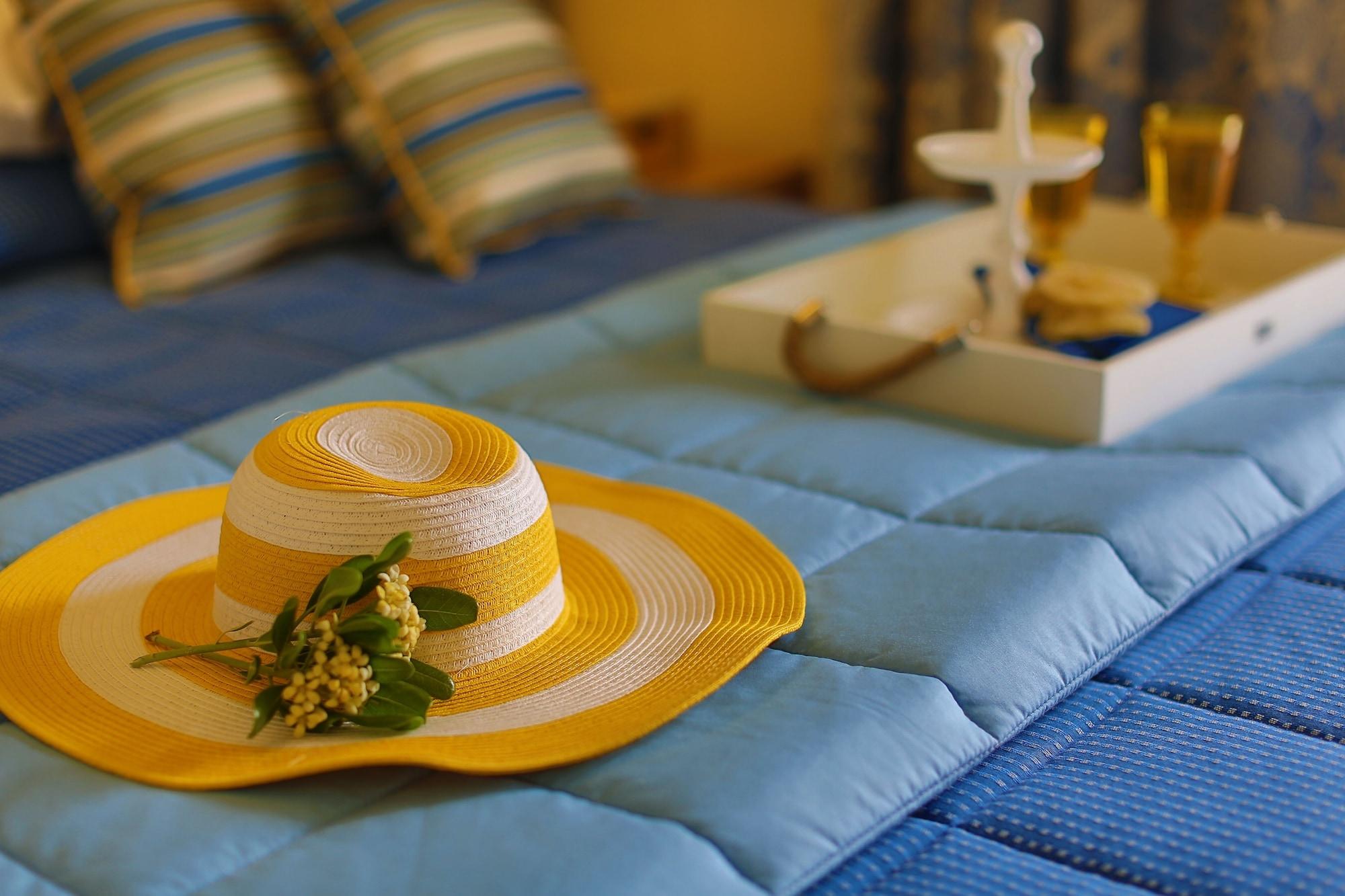 Hotel Dolphin Bay Seaside & 4*