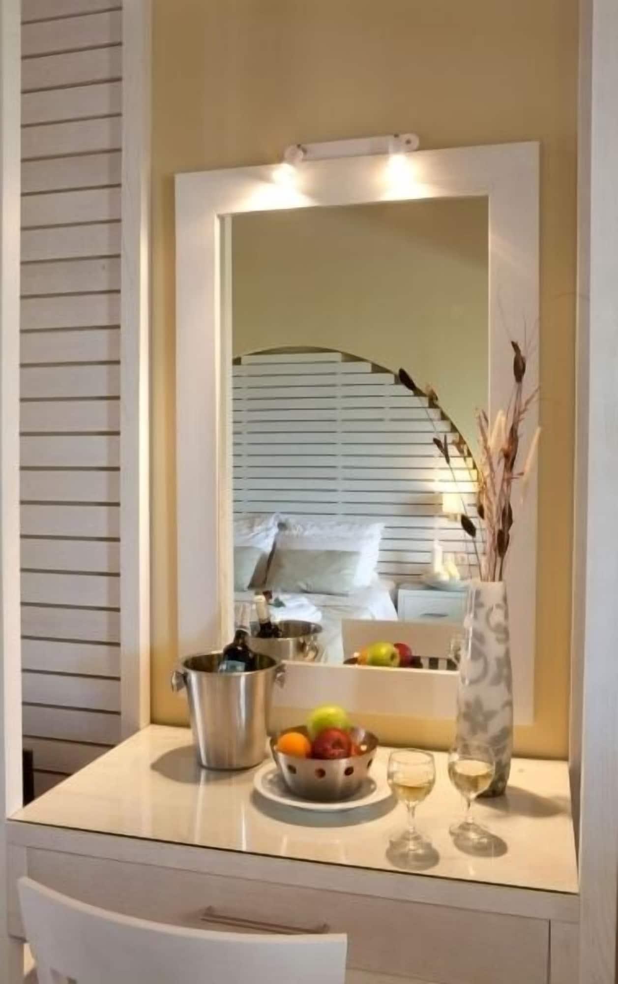 Aktaion Hotel 4*