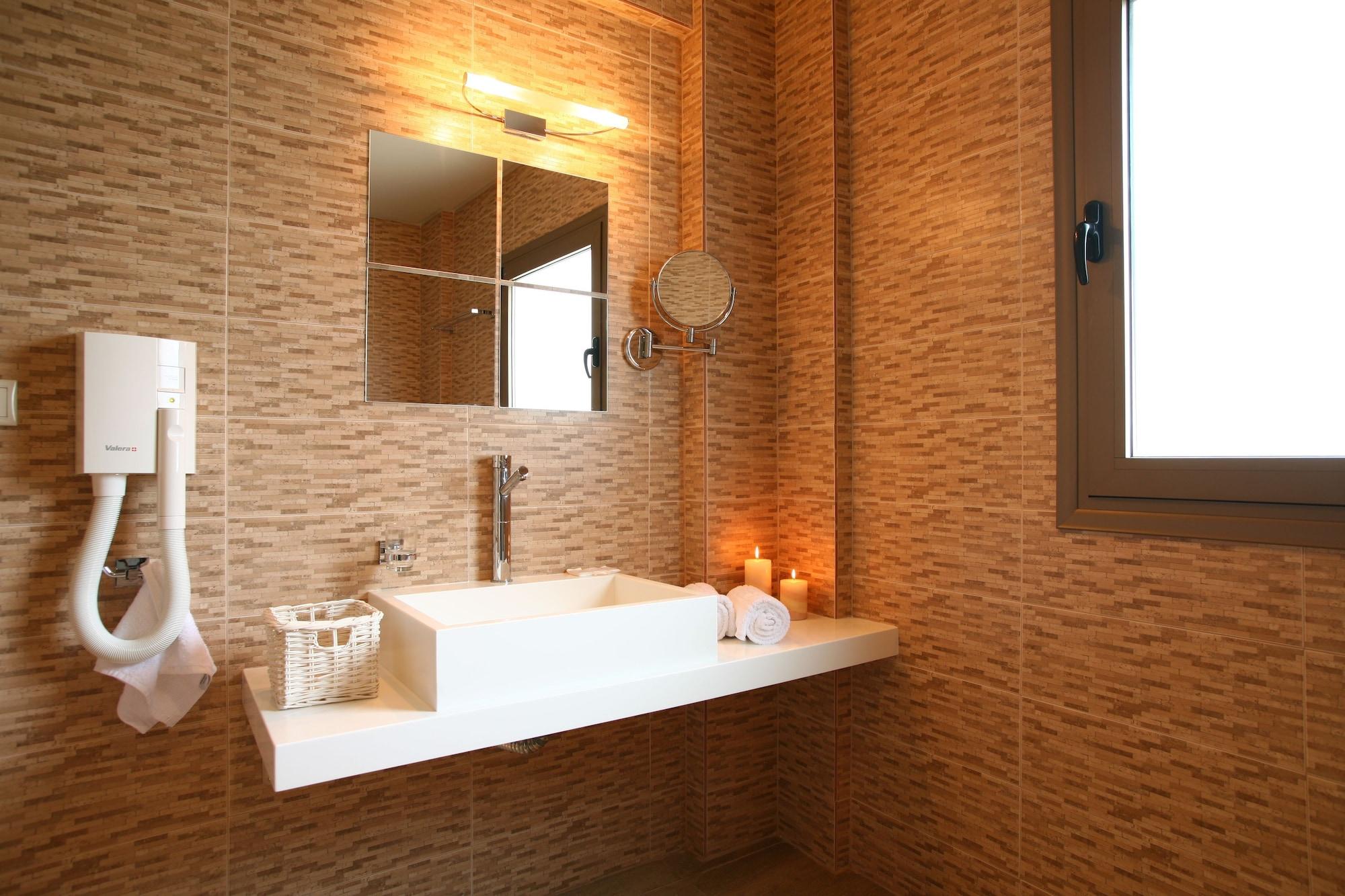 Bourtzi Hotel Skiathos Town