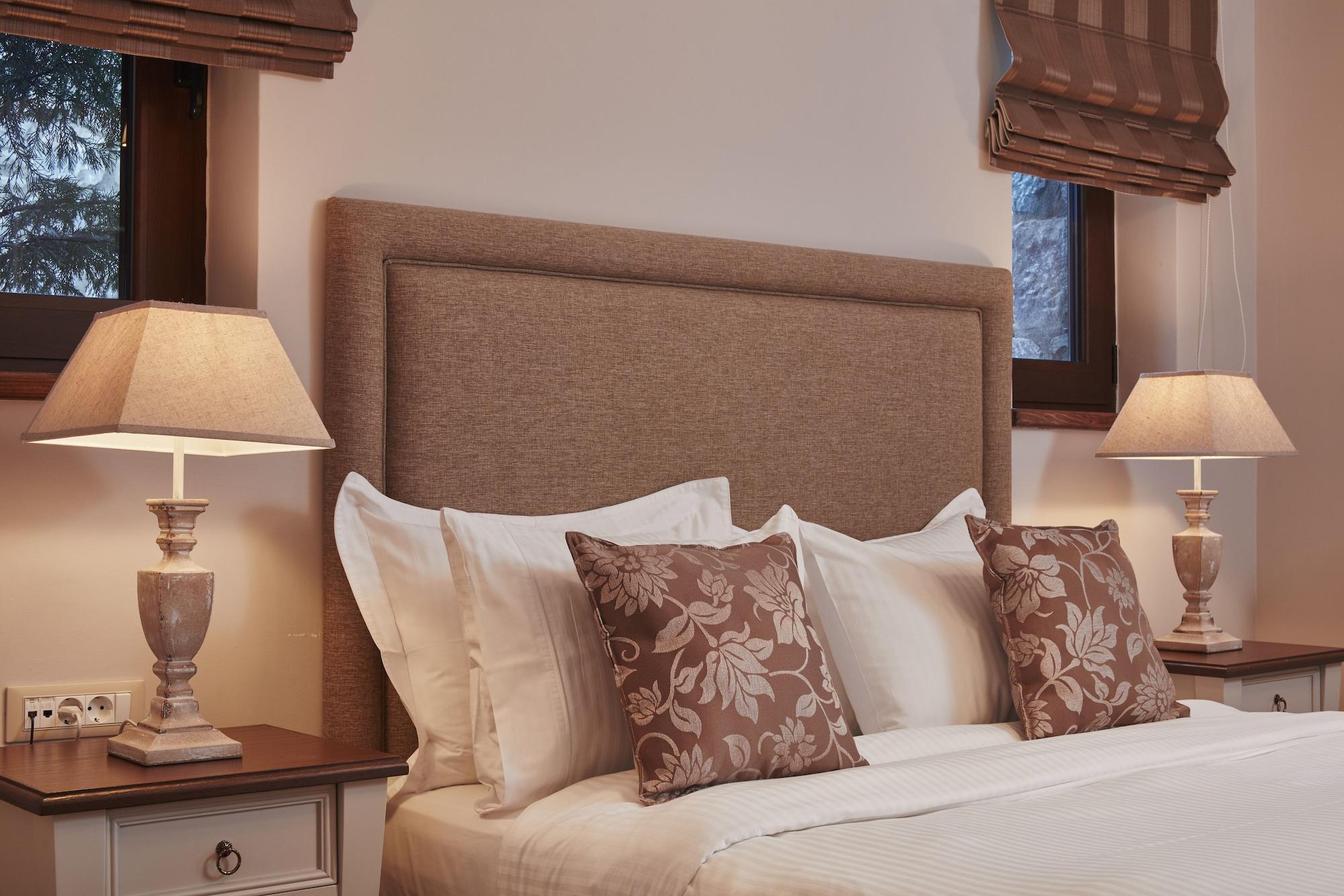 Nefeles Luxury Residences & Lounge