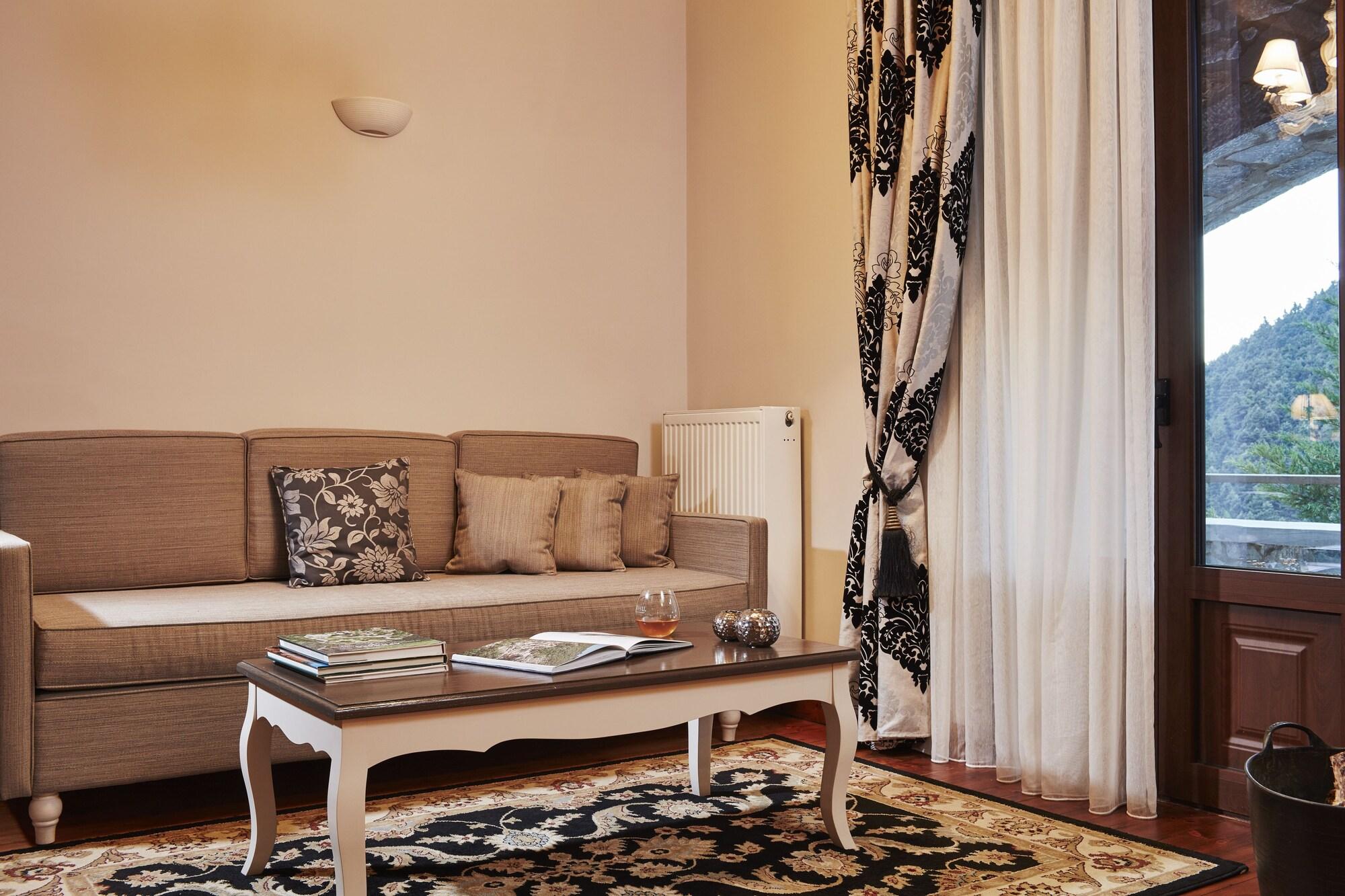 Nefeles Luxury Residences & Lounge 3* Kardaras
