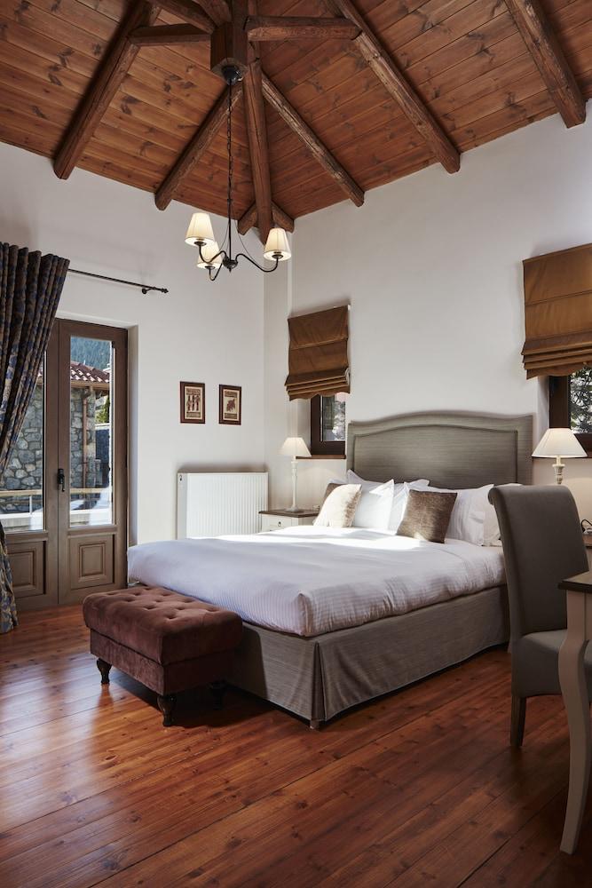 Nefeles Luxury Residences & Lounge Hotel