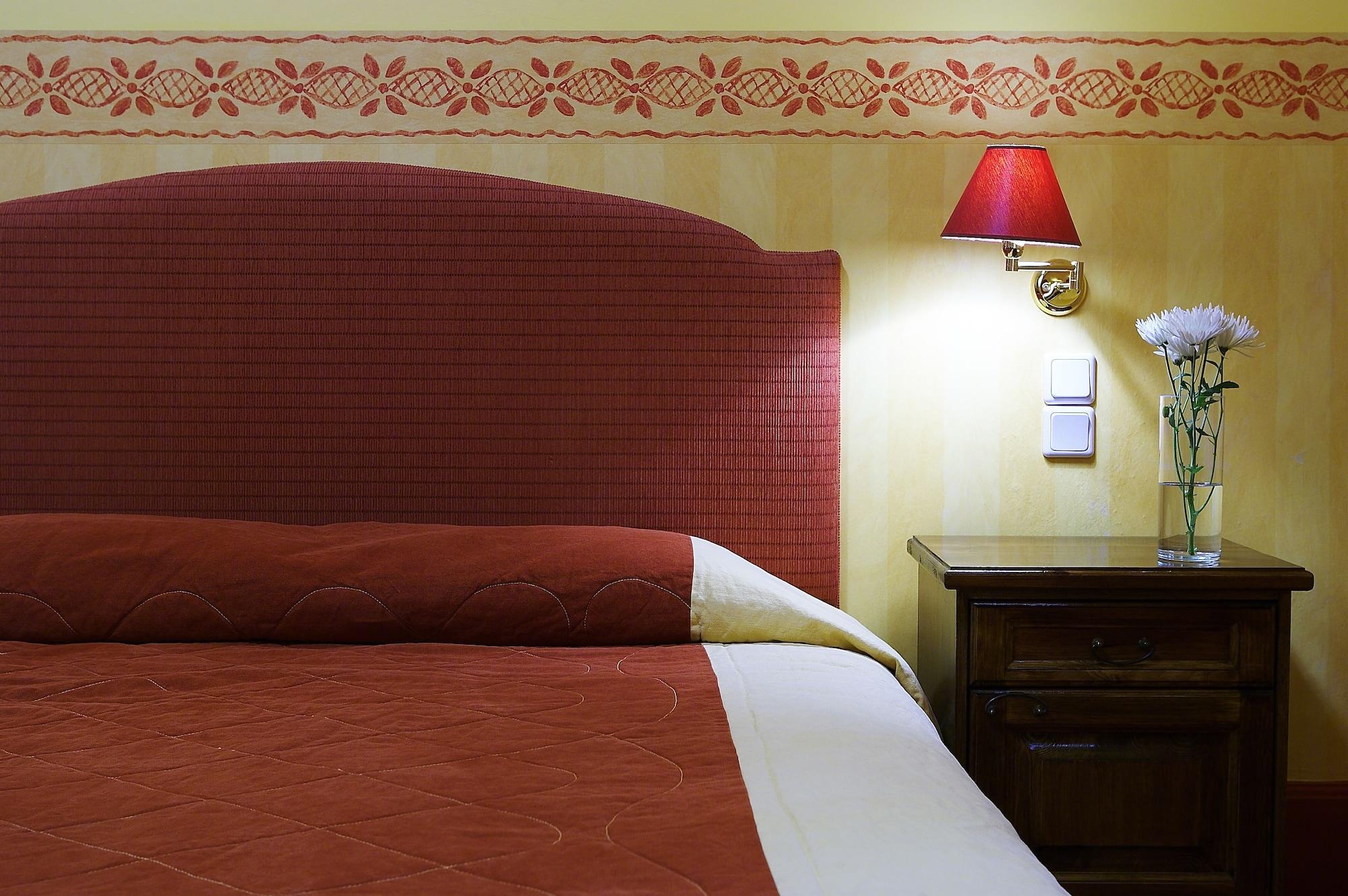 Country Club & Hotel Mikro Chorio (Central Greece)