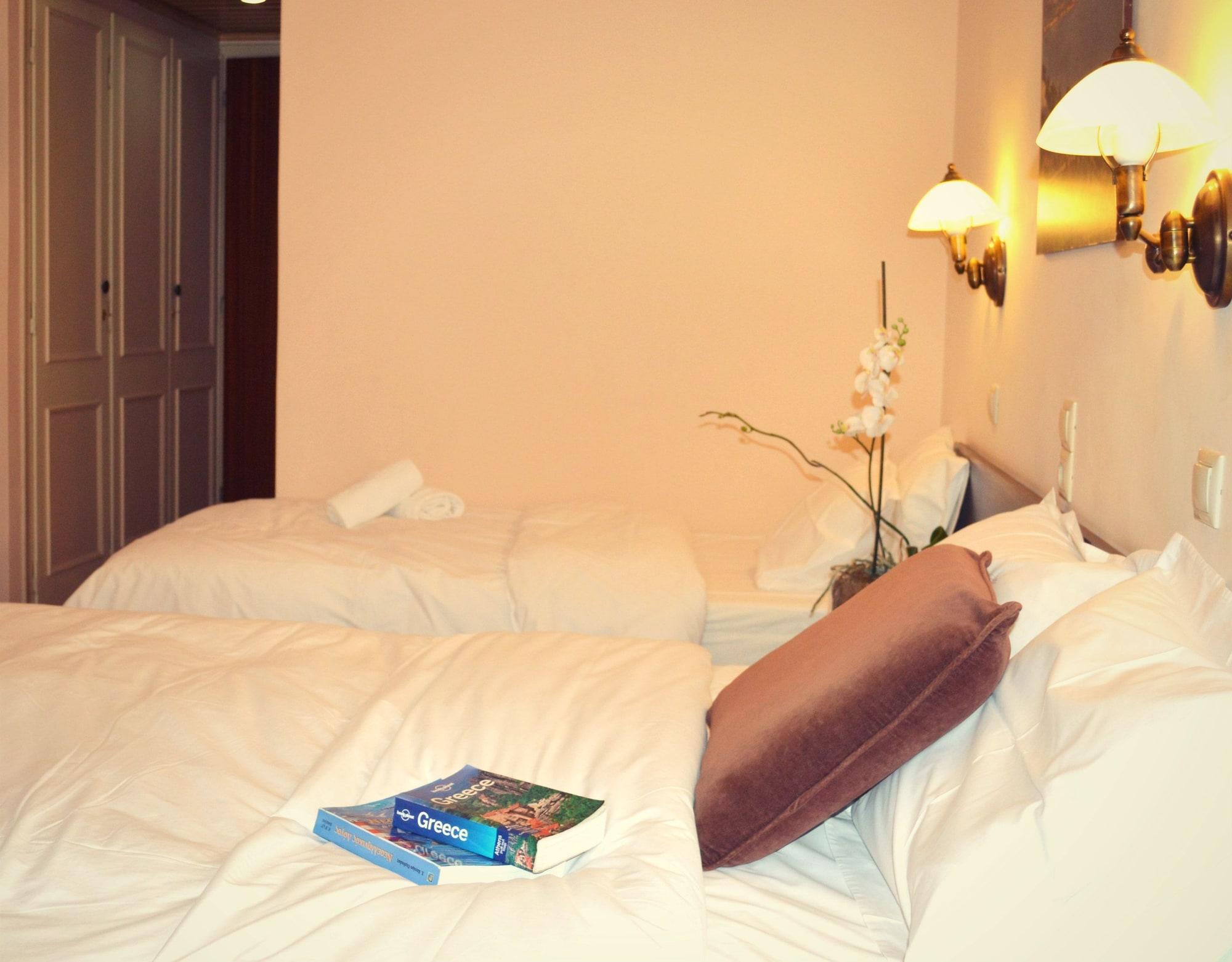 Alexakis & Hotel Loutra Ipatis