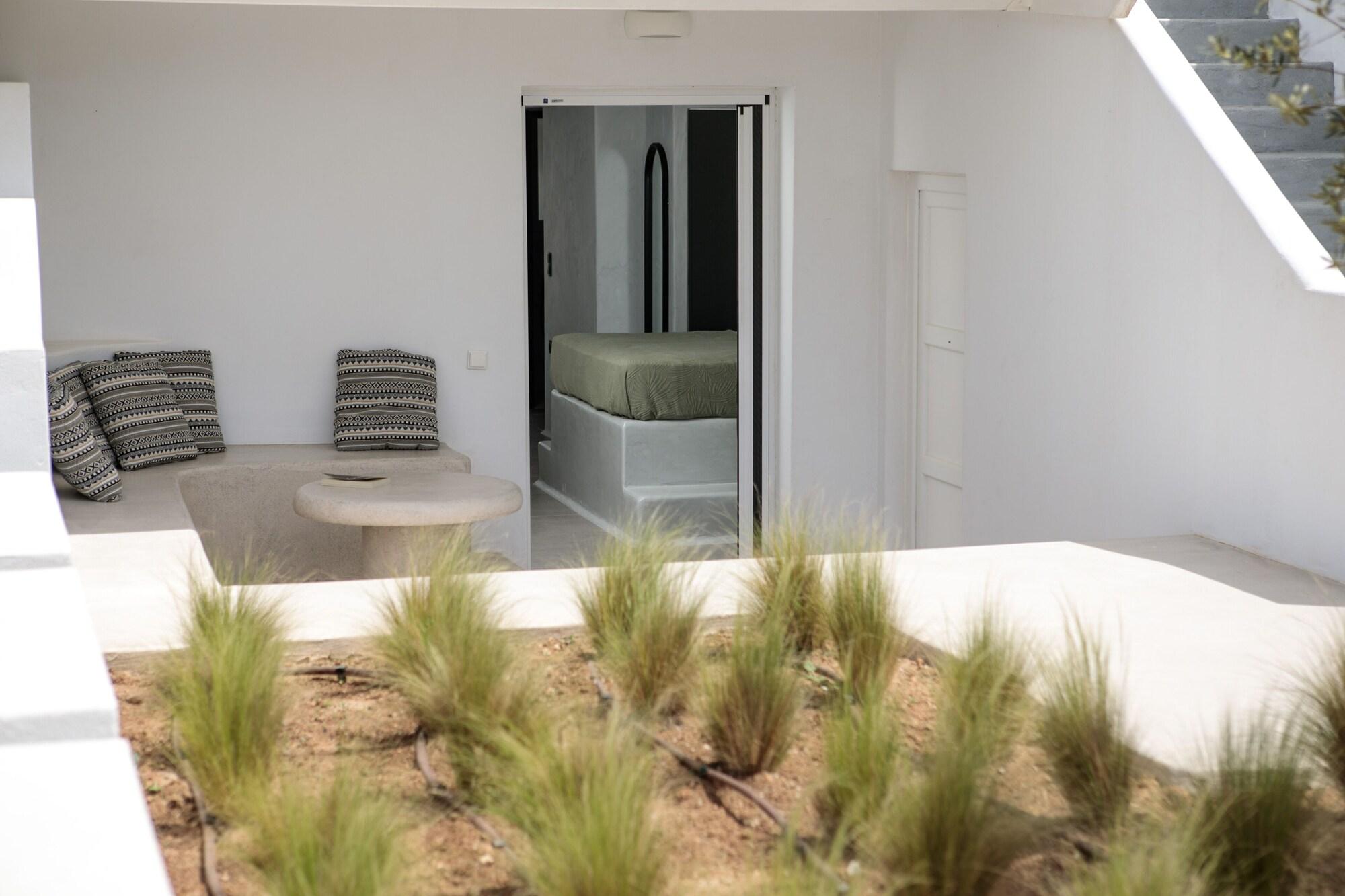 Iphimedeia Luxury Hotel & Suites Naxos City