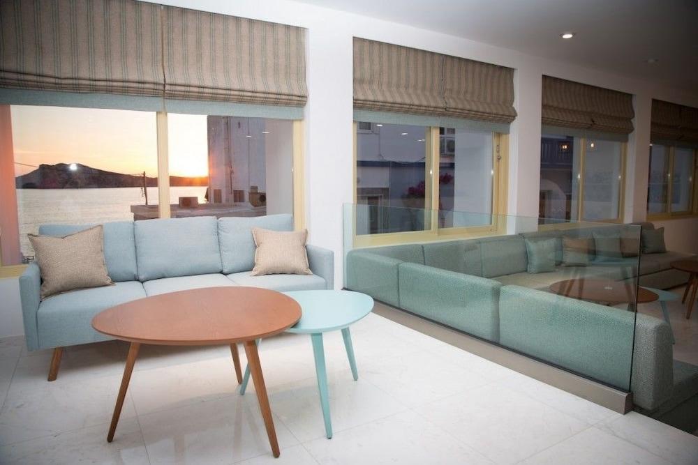 Zephyros Hotel Myrties