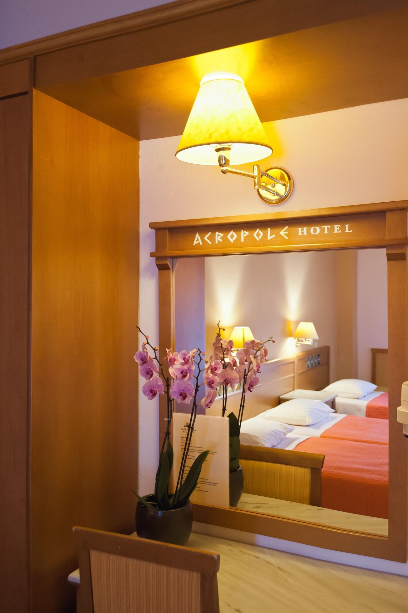 Acropole 3*