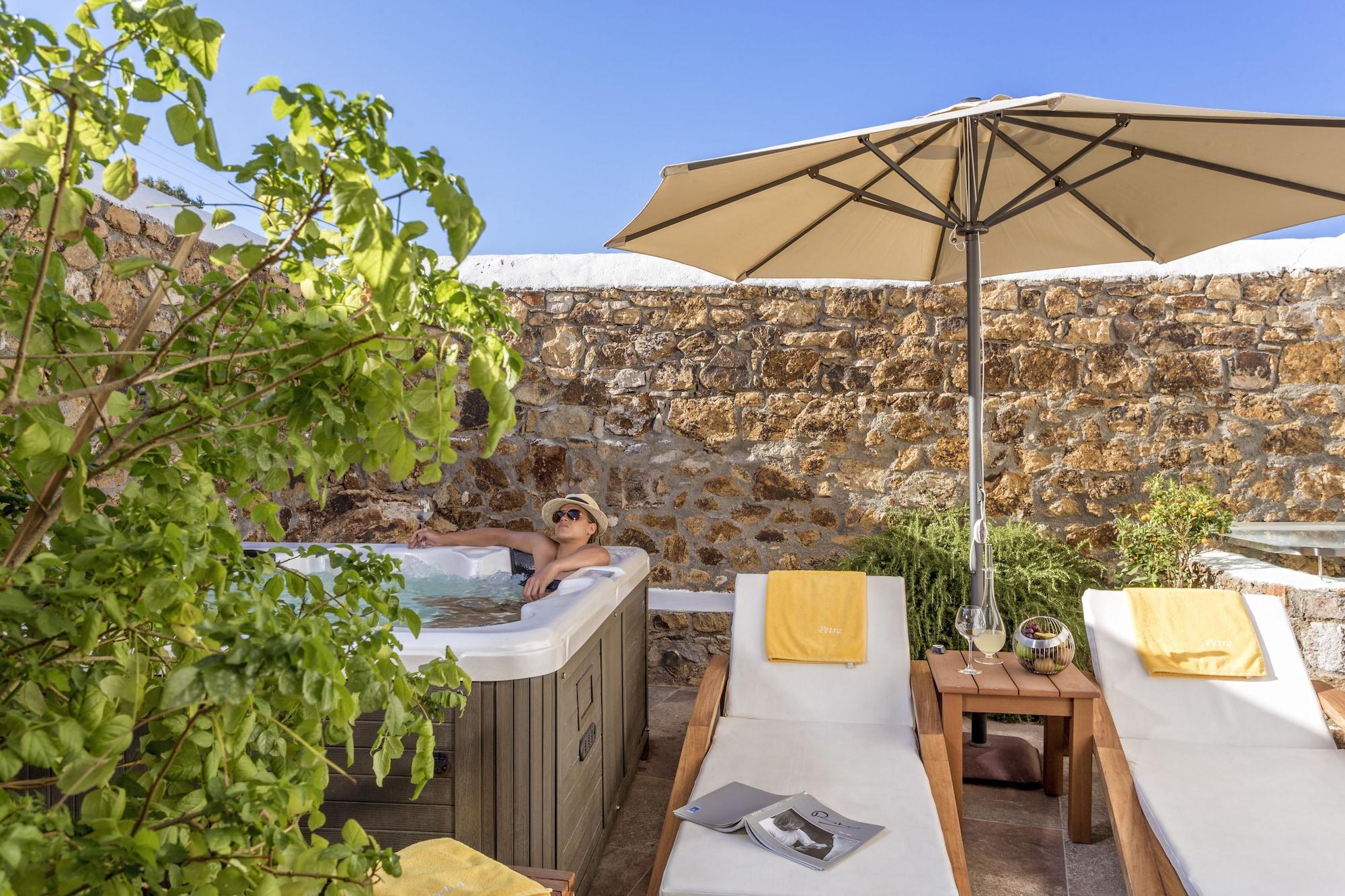 The Petra, Small Luxury Of The World Hotel Grikos Bay (Patmos)