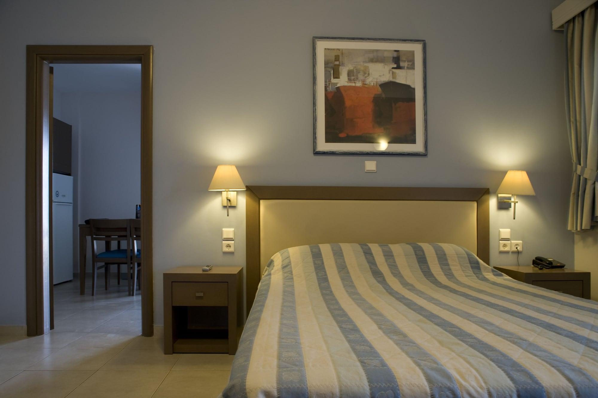 Aparthotel Philoxenia 3*