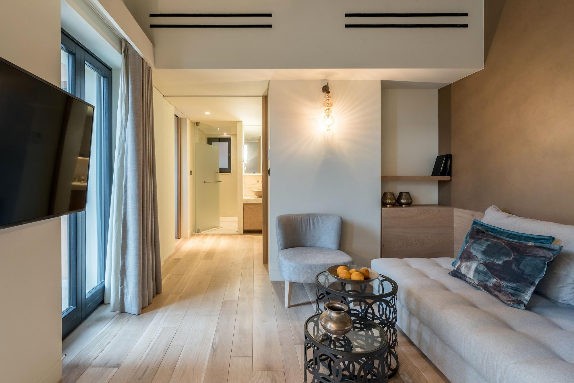 Euphoria Retreat - A Holistic Wellbeing Destination 5* Mystras