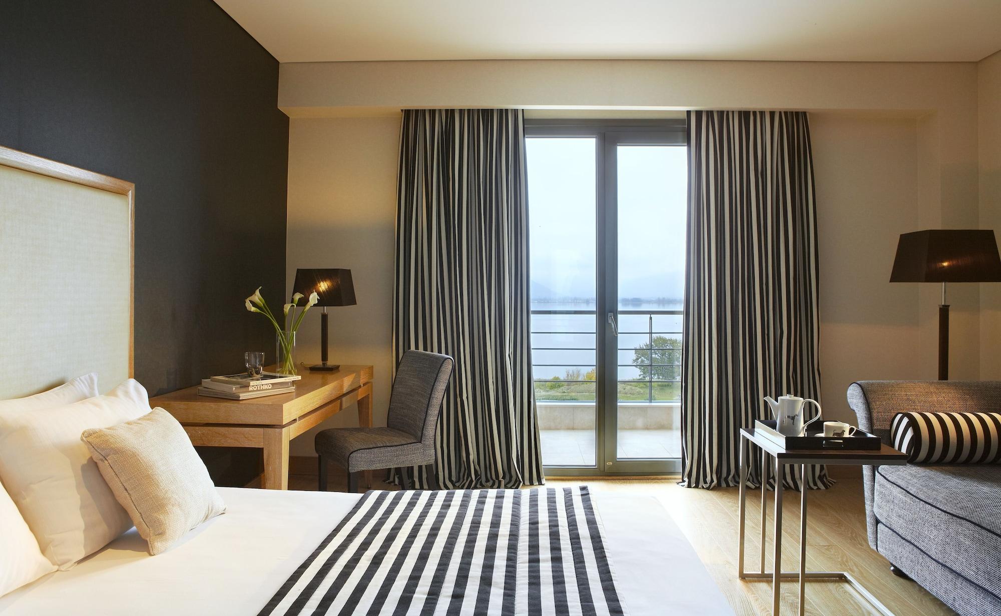 Limneon & Hotel