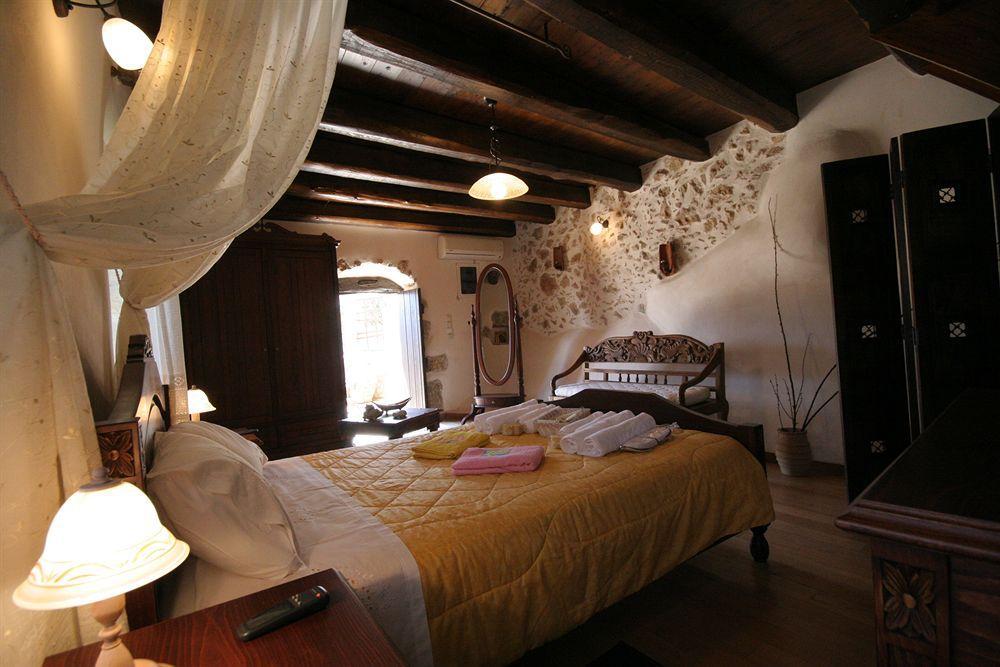Traditional Aparthotel 4*
