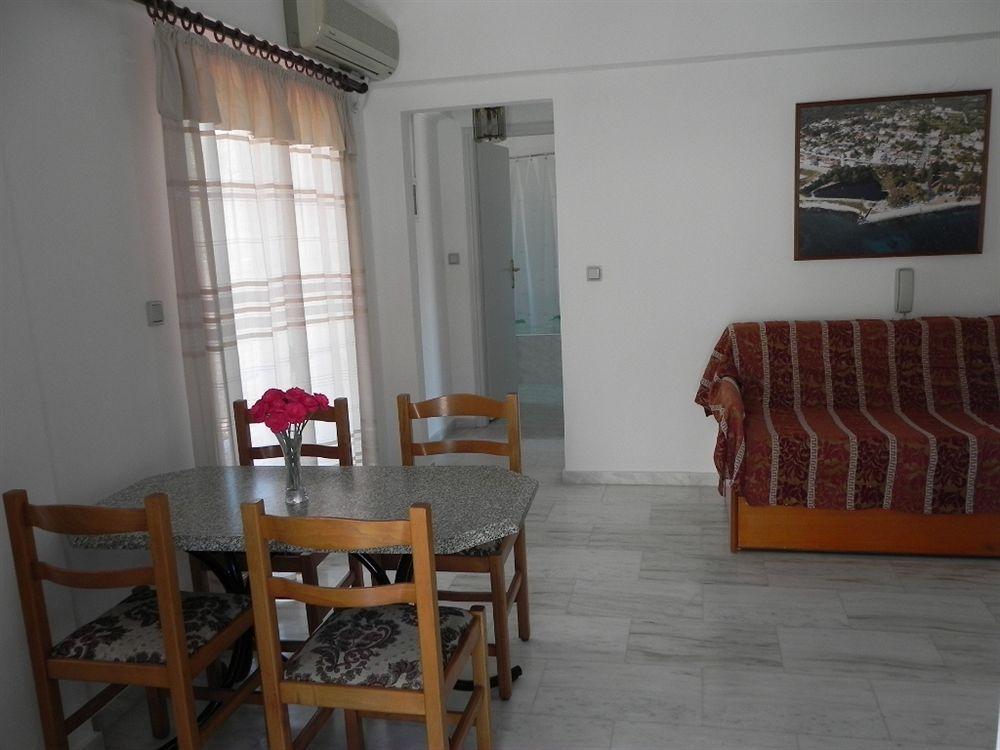 Diamanto Complex Aparthotel Karavomylos