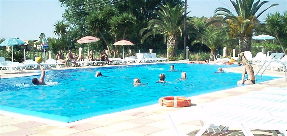 Asprokavos Kavos