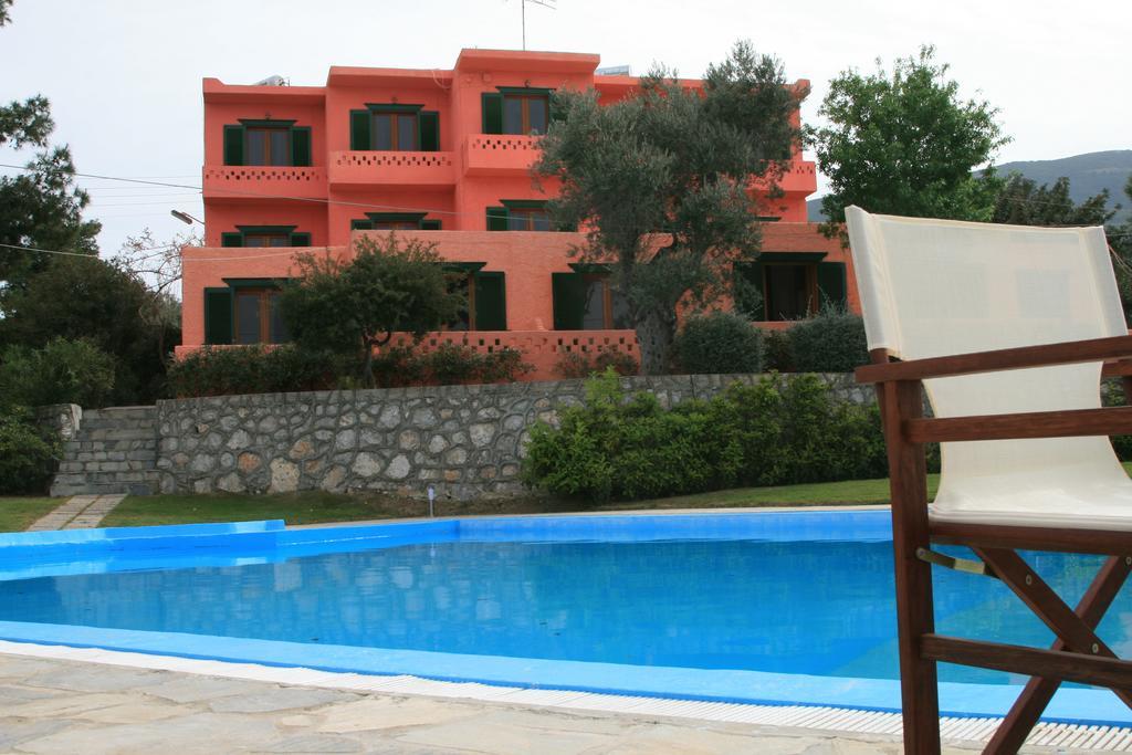 Aparthotel Aliki Beach