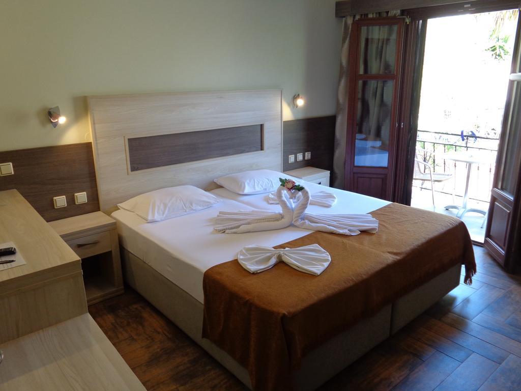 Aparthotel Niki Sea - Front Petra (Lesbos)