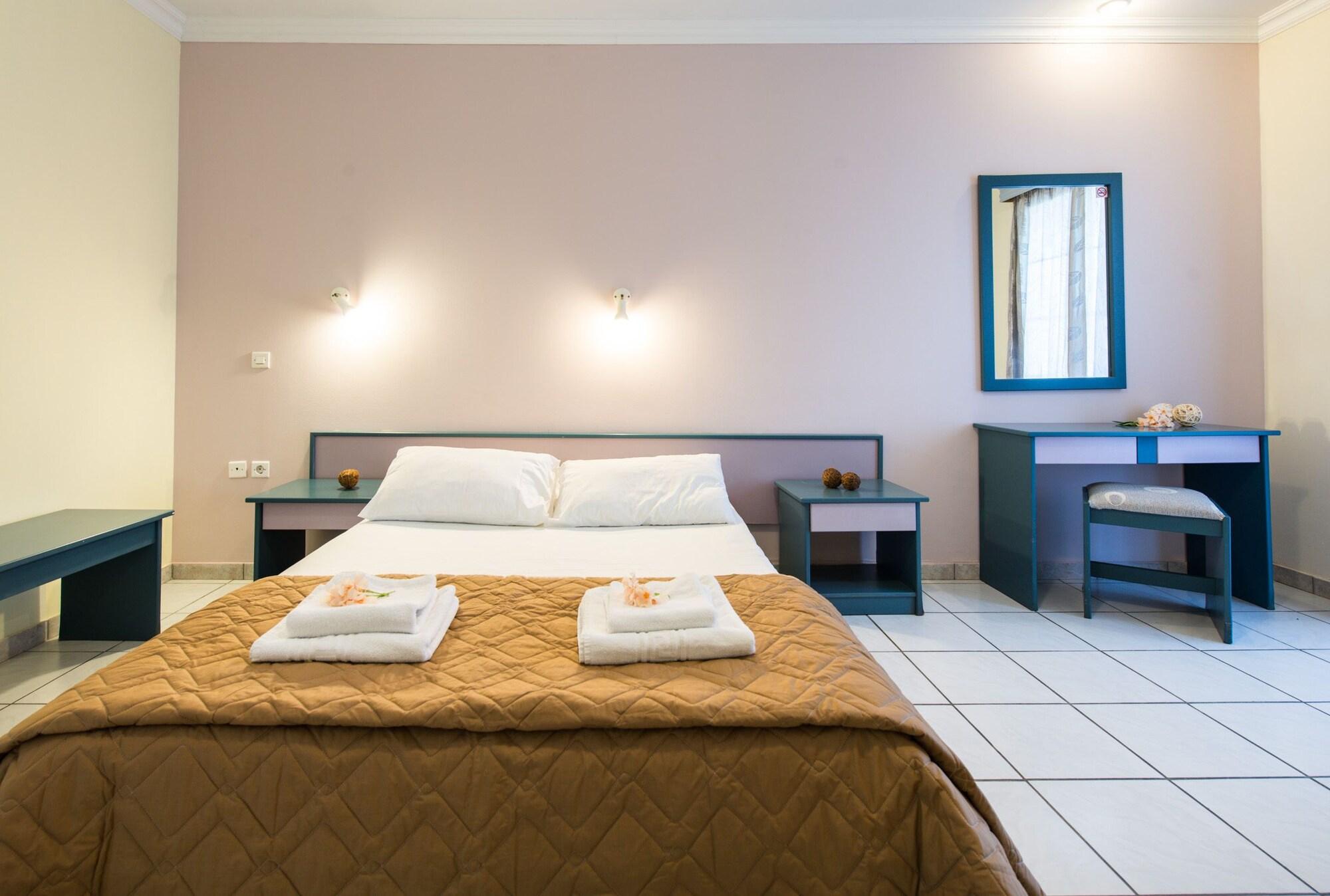 Sofia's Hotel 2*